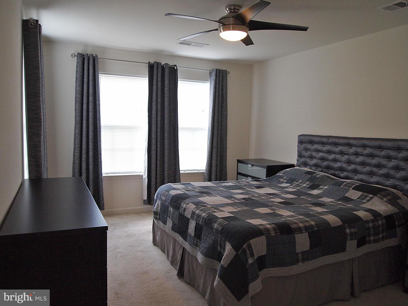 LAKELAND PLACE - Residential