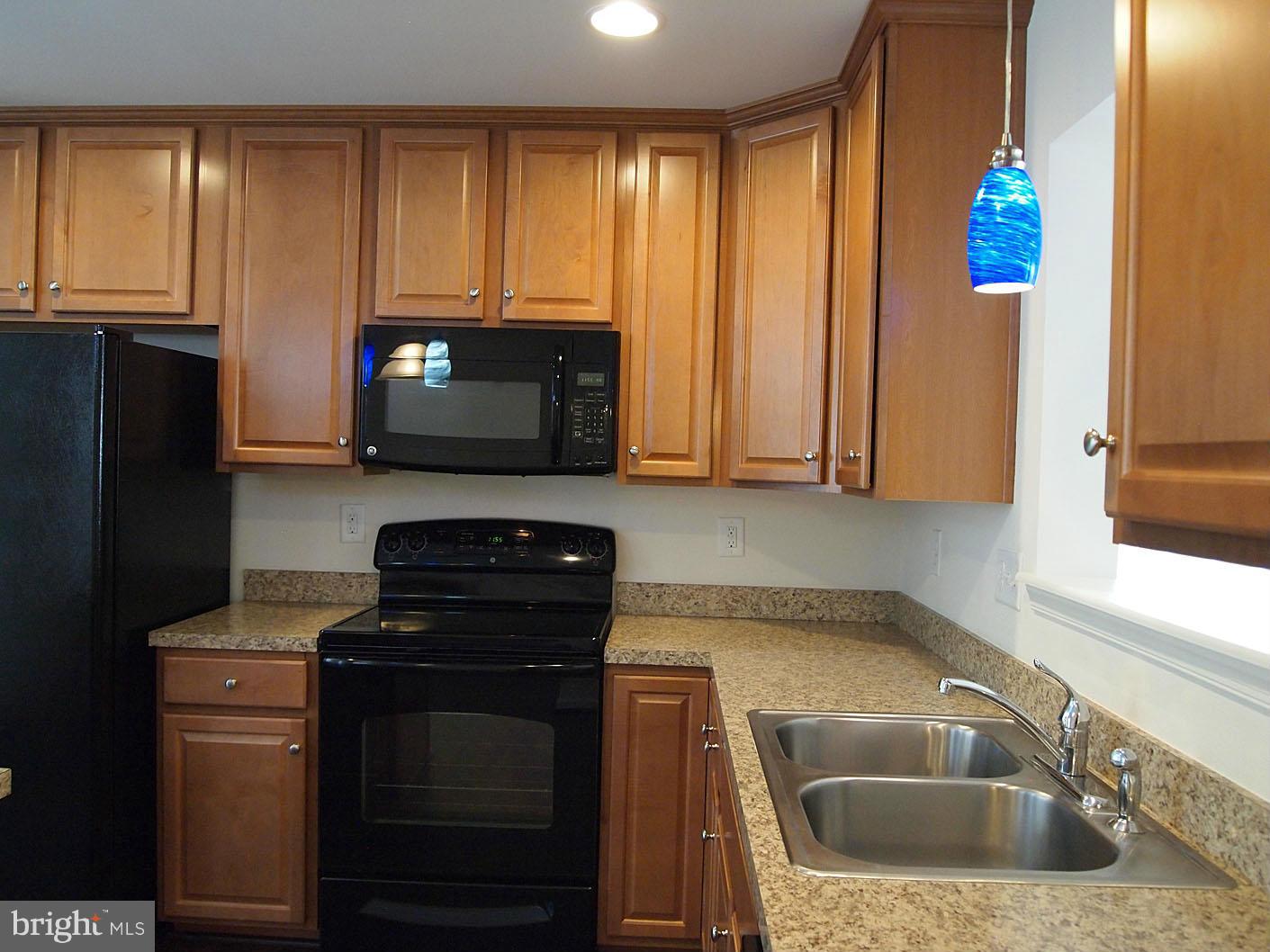 LAKELAND PLACE - Residential