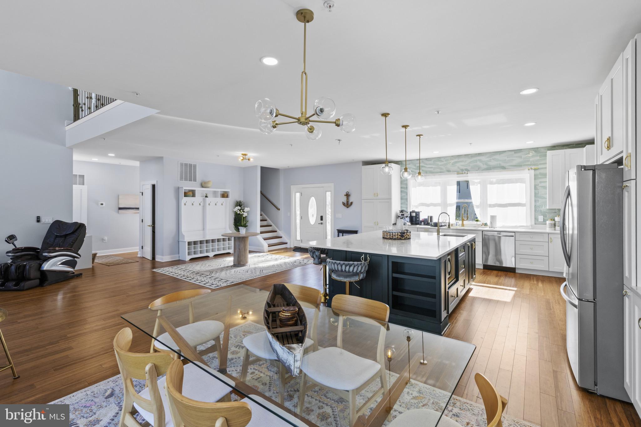 SELBY ON THE BAY - Residential