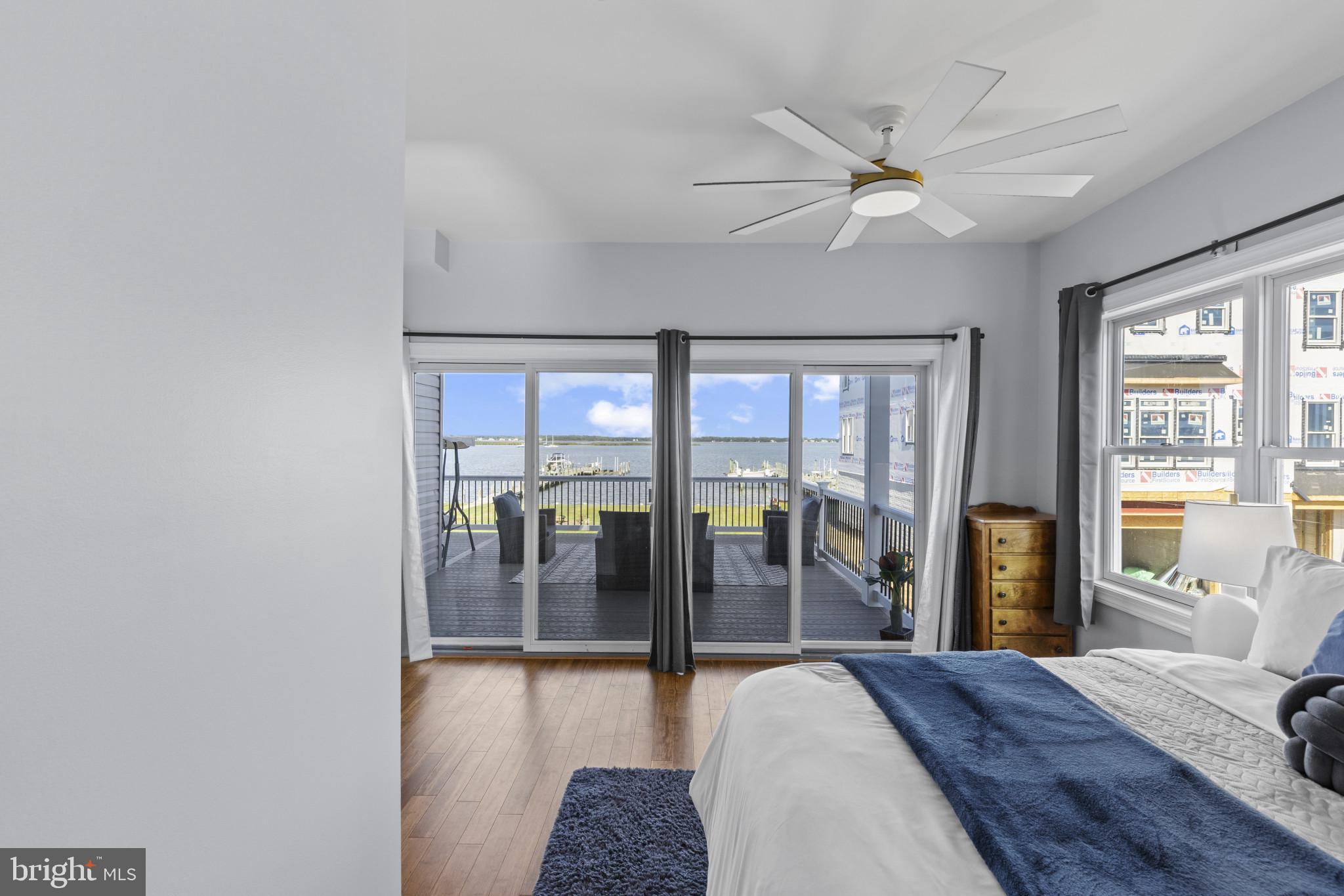 SELBY ON THE BAY - Residential