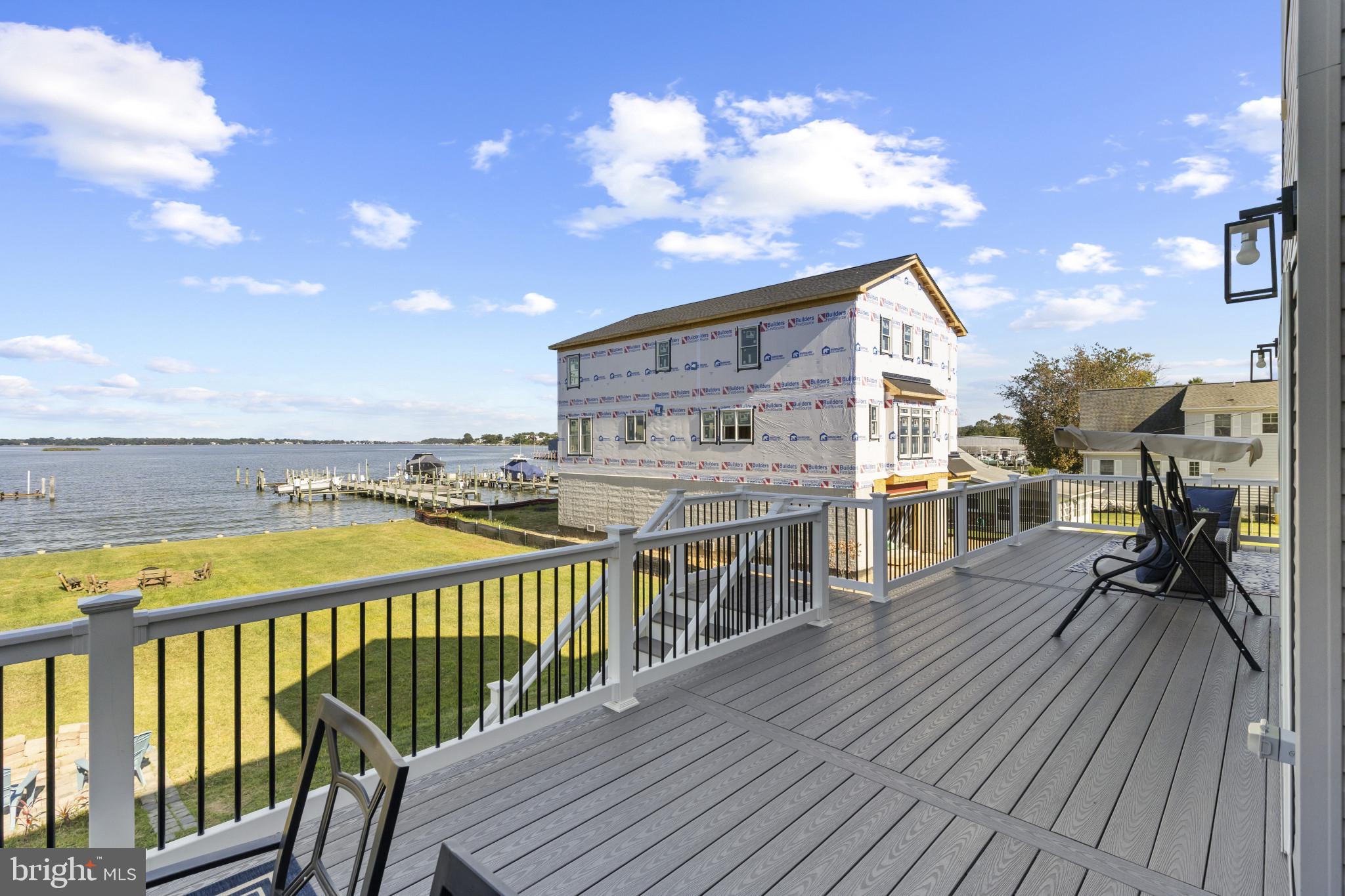 SELBY ON THE BAY - Residential