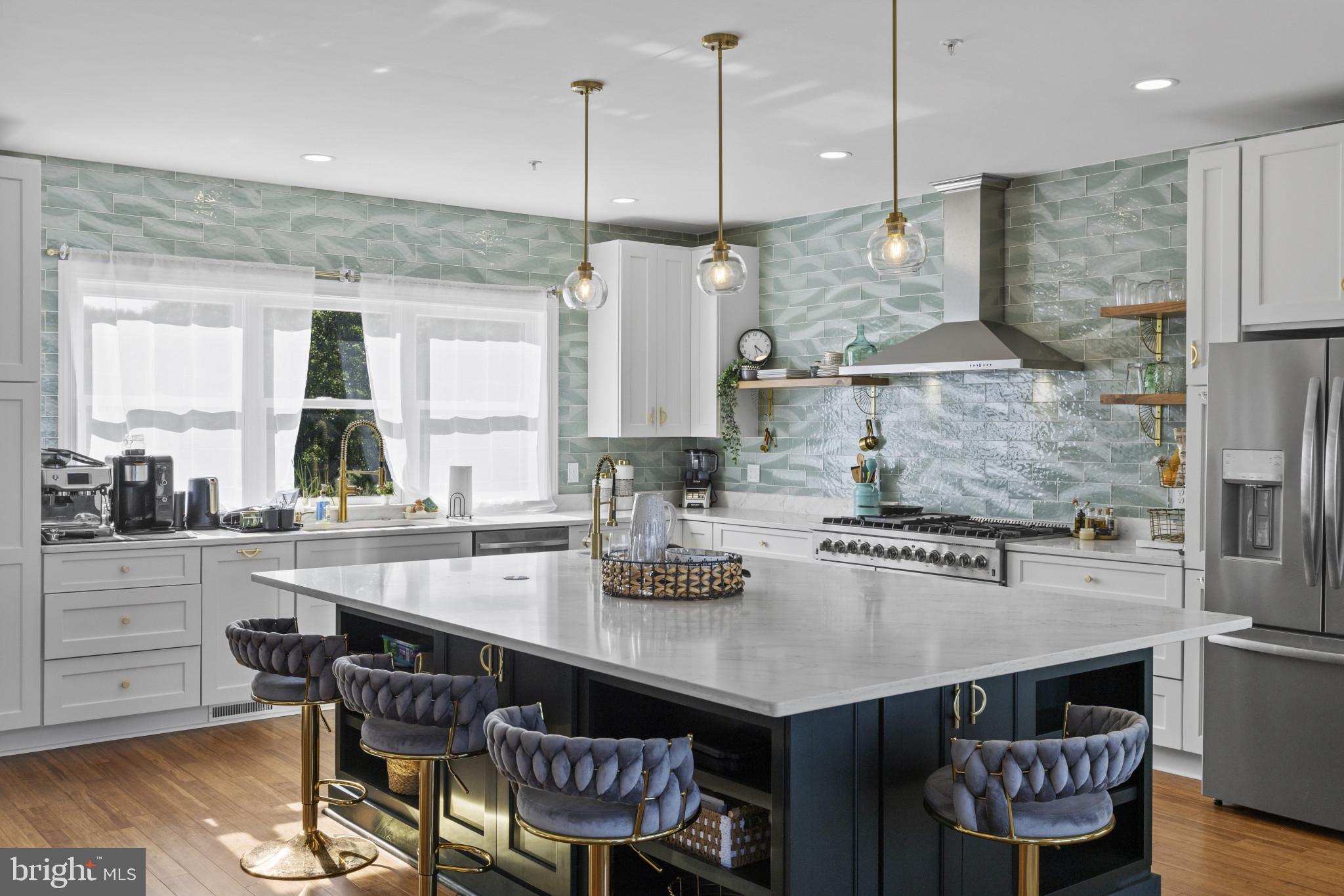 SELBY ON THE BAY - Residential