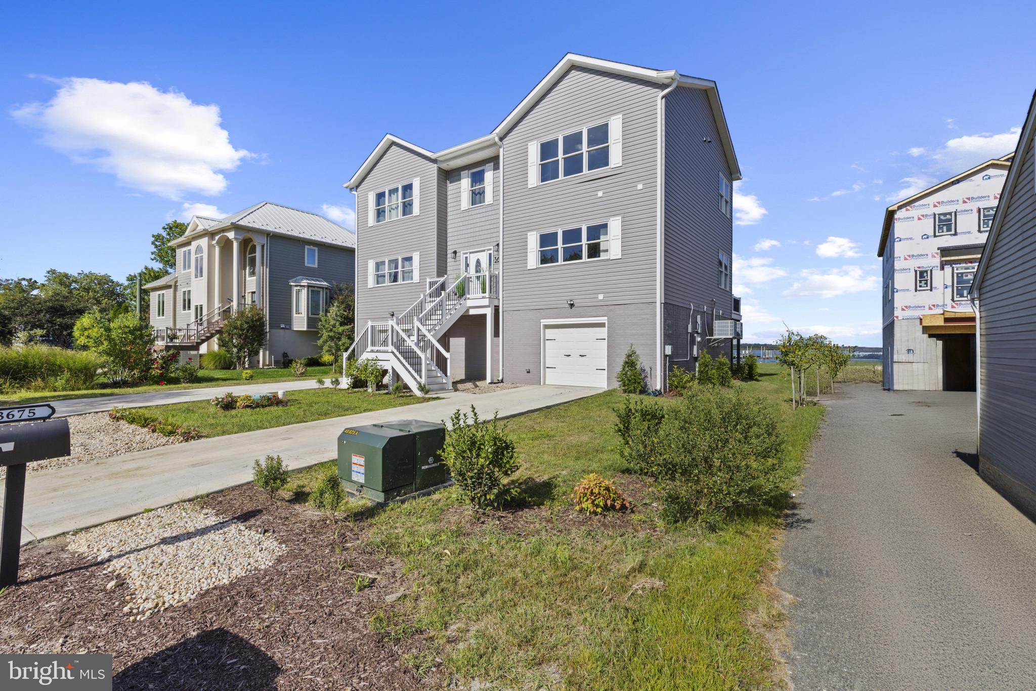 SELBY ON THE BAY - Residential