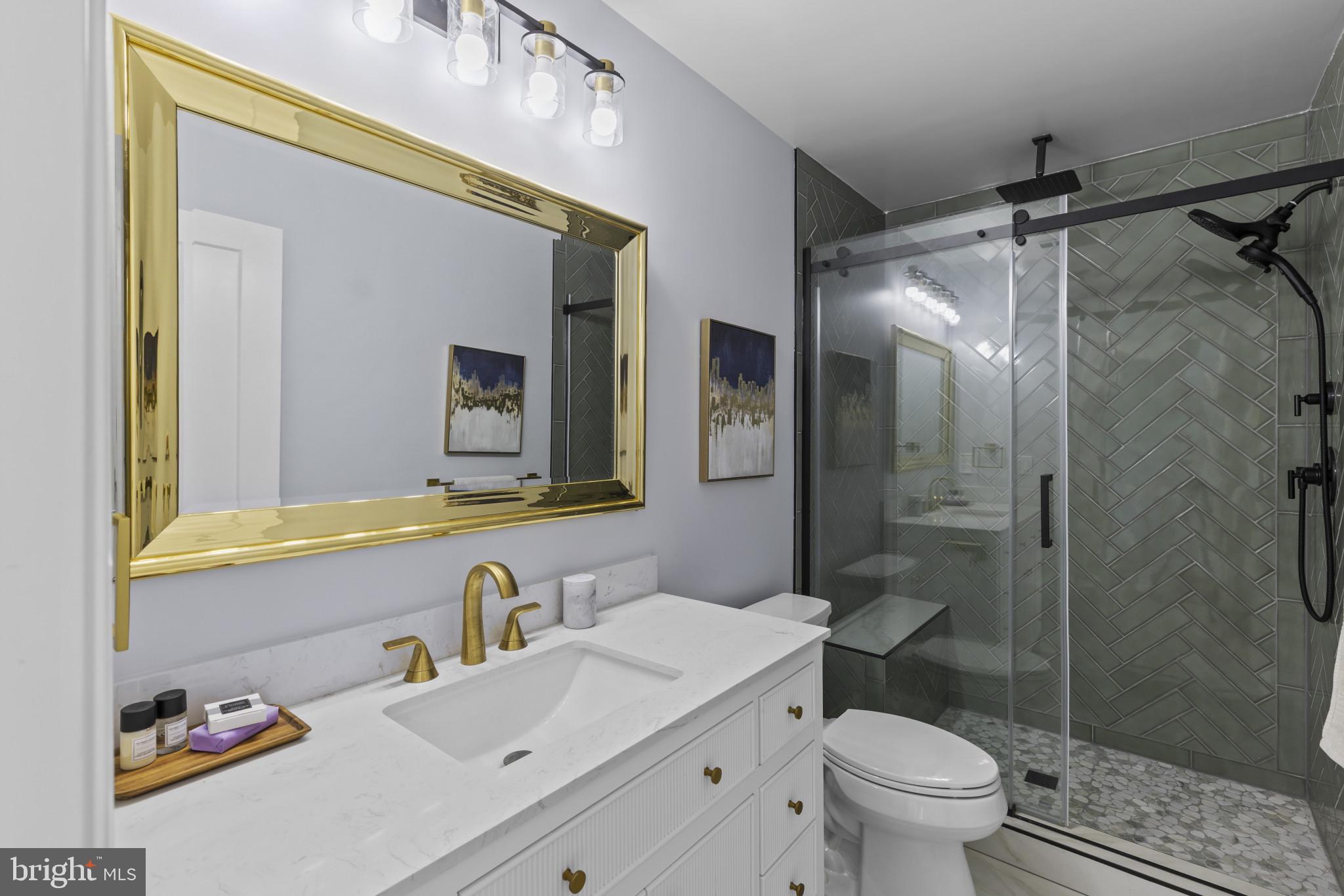 SELBY ON THE BAY - Residential