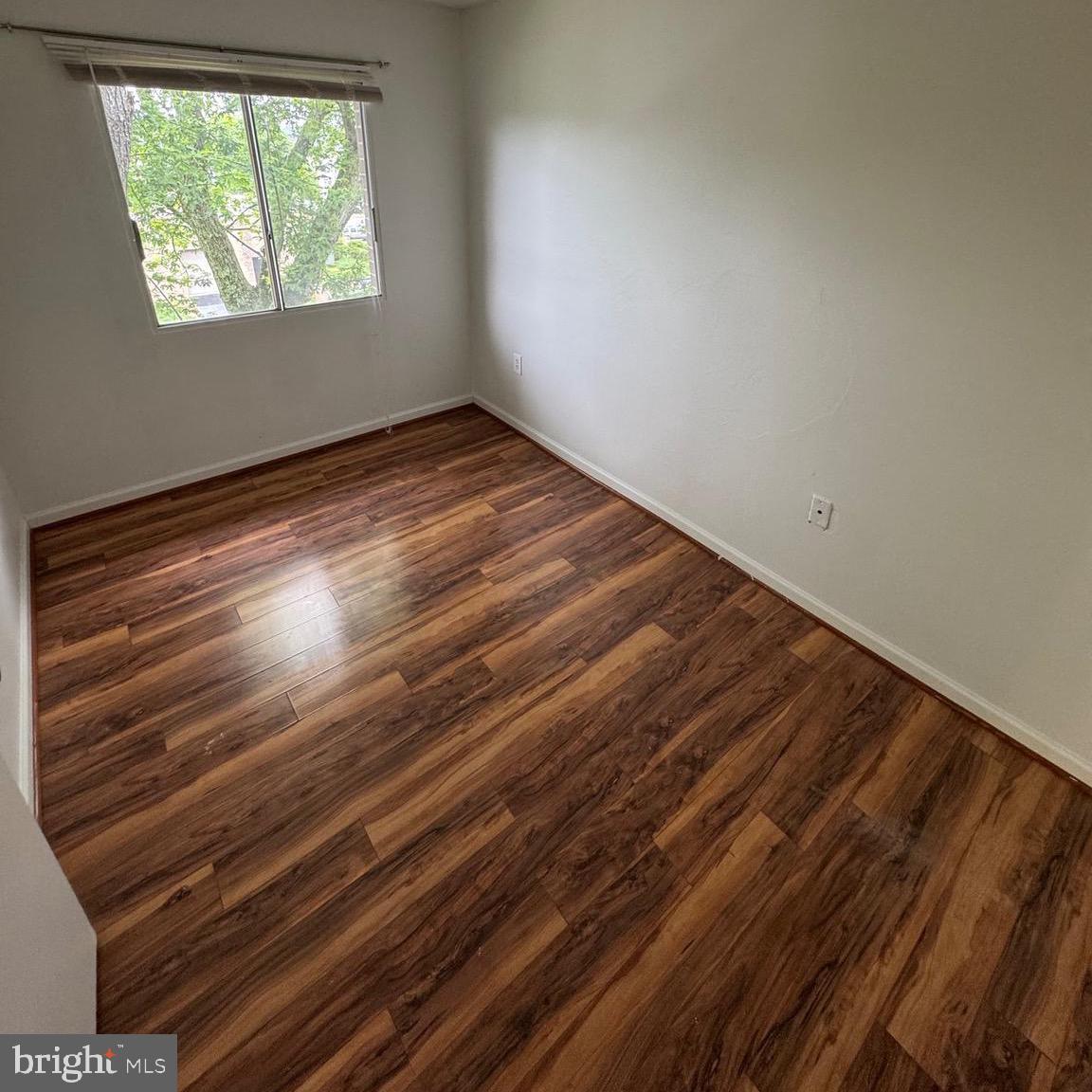 OCCOQUAN RIDGE CONDO - Residential