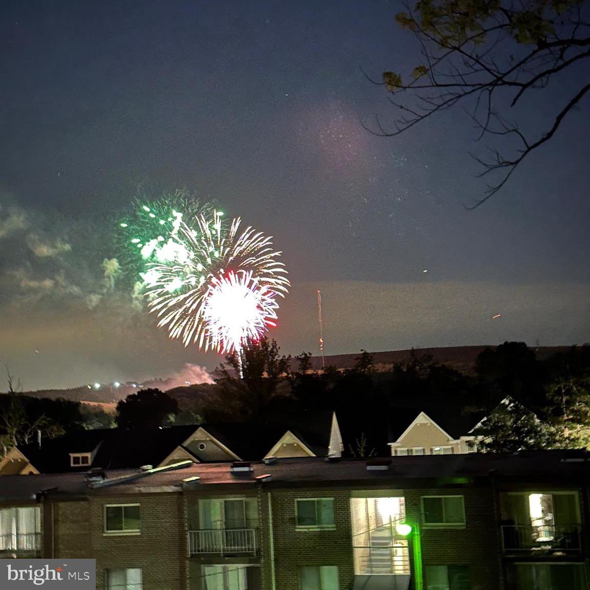 OCCOQUAN RIDGE CONDO - Residential