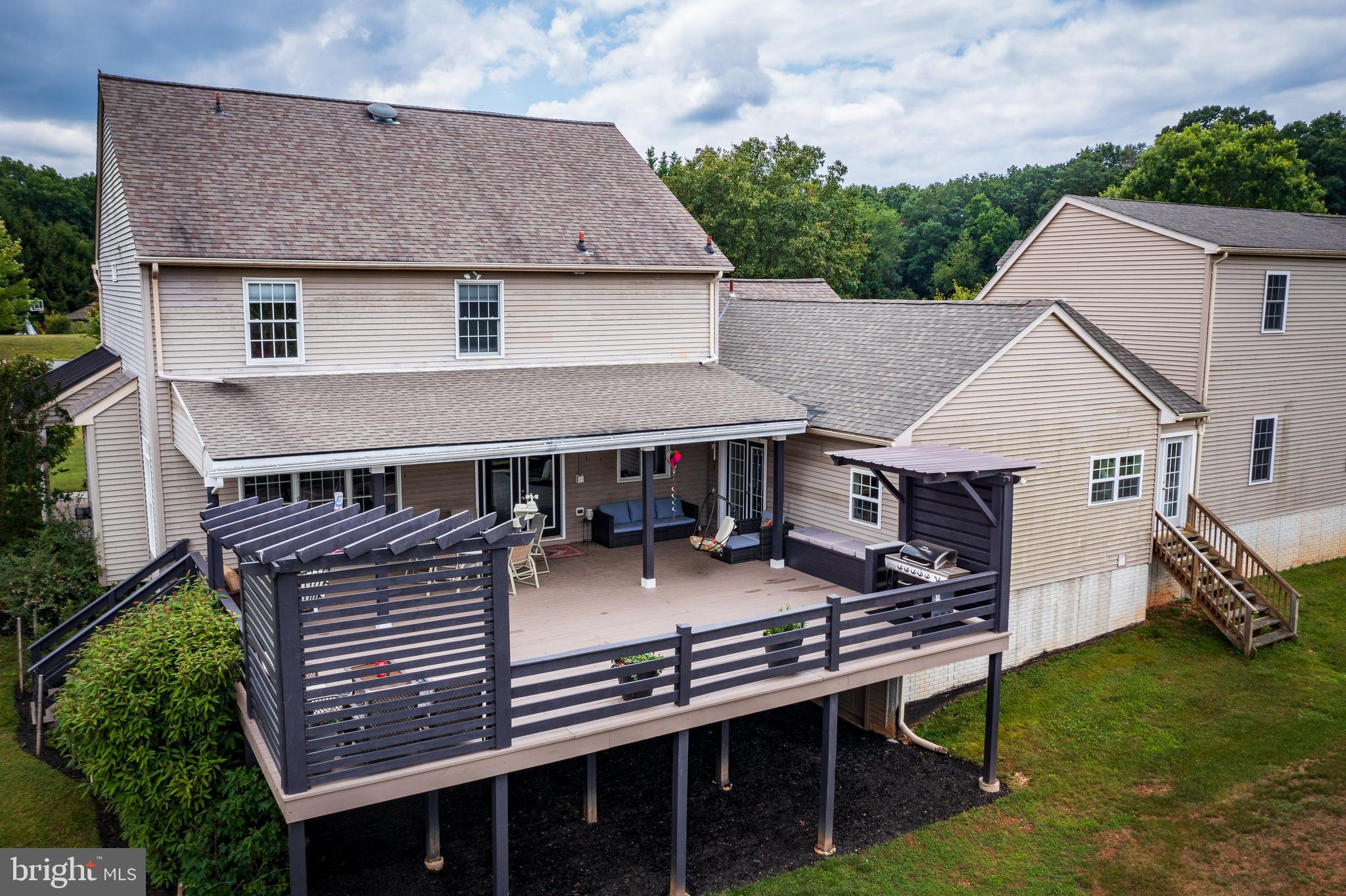 HOLBROOK HEIGHTS - Residential