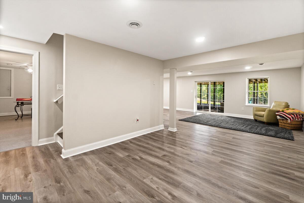 HOLBROOK HEIGHTS - Residential