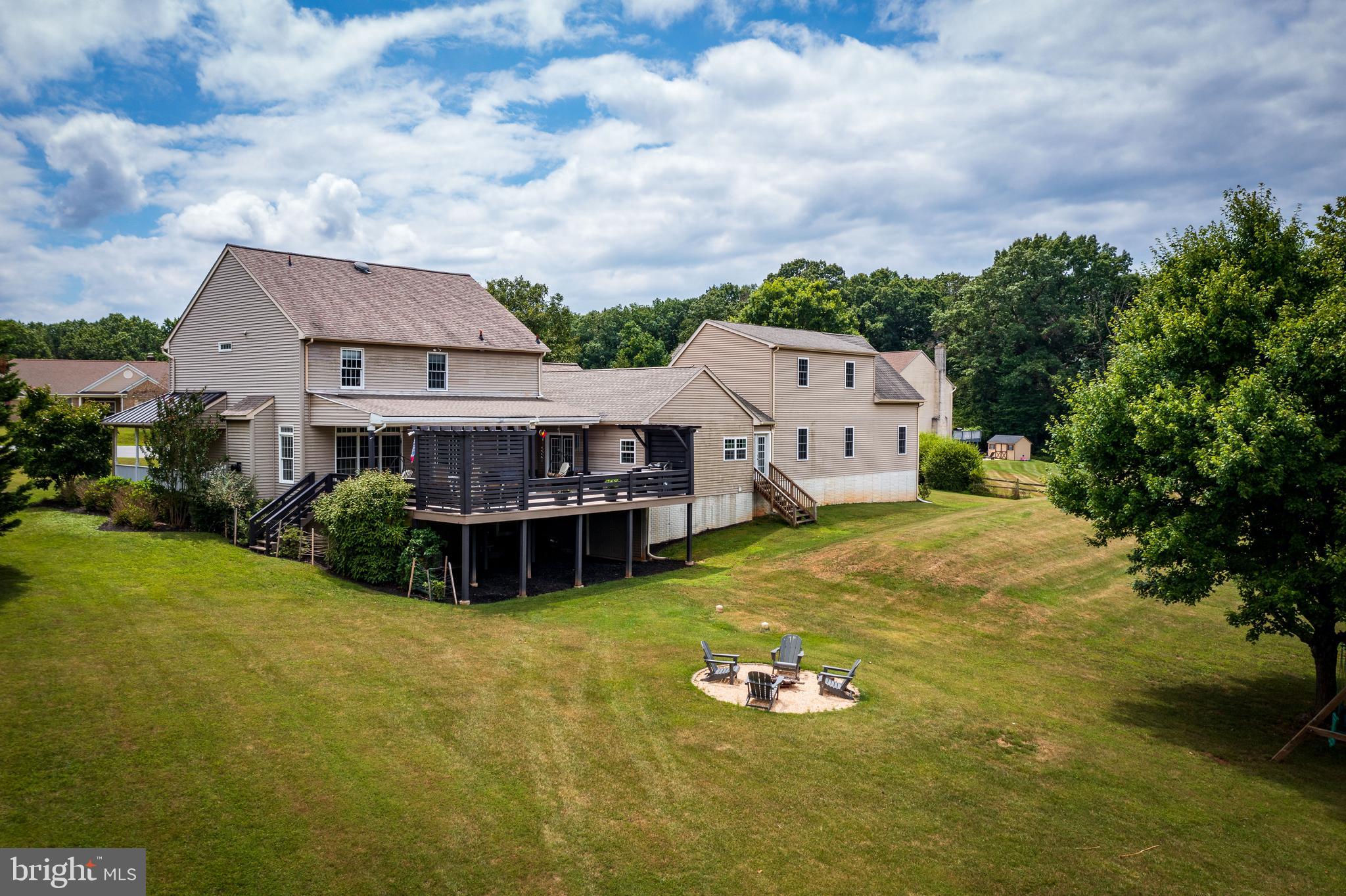 HOLBROOK HEIGHTS - Residential