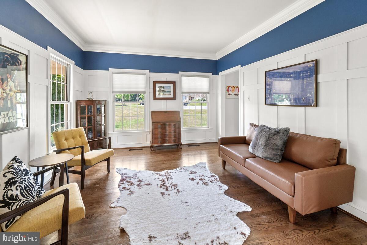 HOLBROOK HEIGHTS - Residential