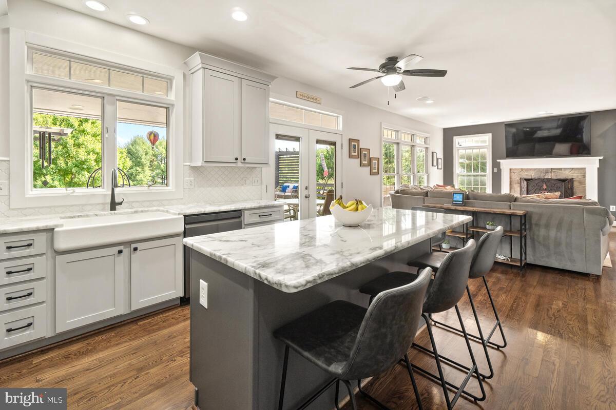 HOLBROOK HEIGHTS - Residential