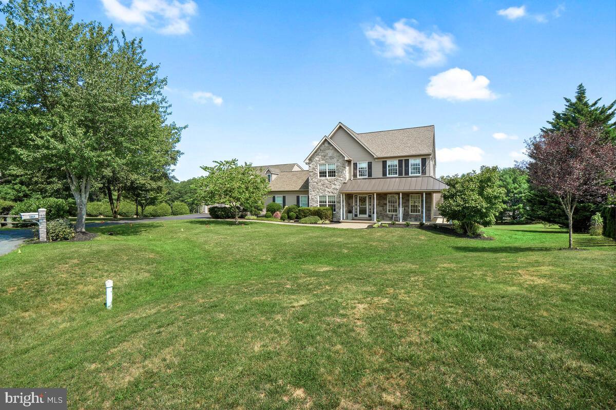 HOLBROOK HEIGHTS - Residential