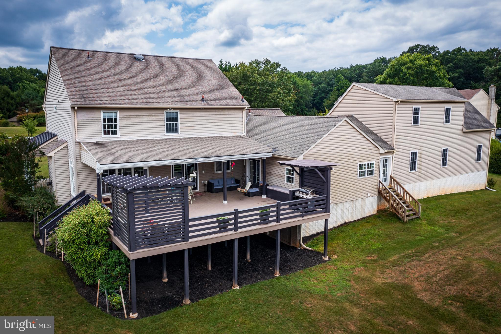 HOLBROOK HEIGHTS - Residential