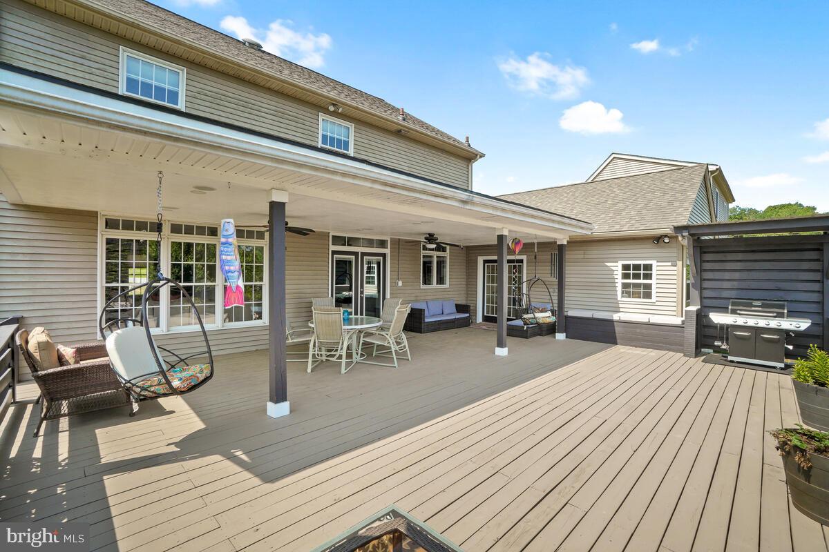 HOLBROOK HEIGHTS - Residential