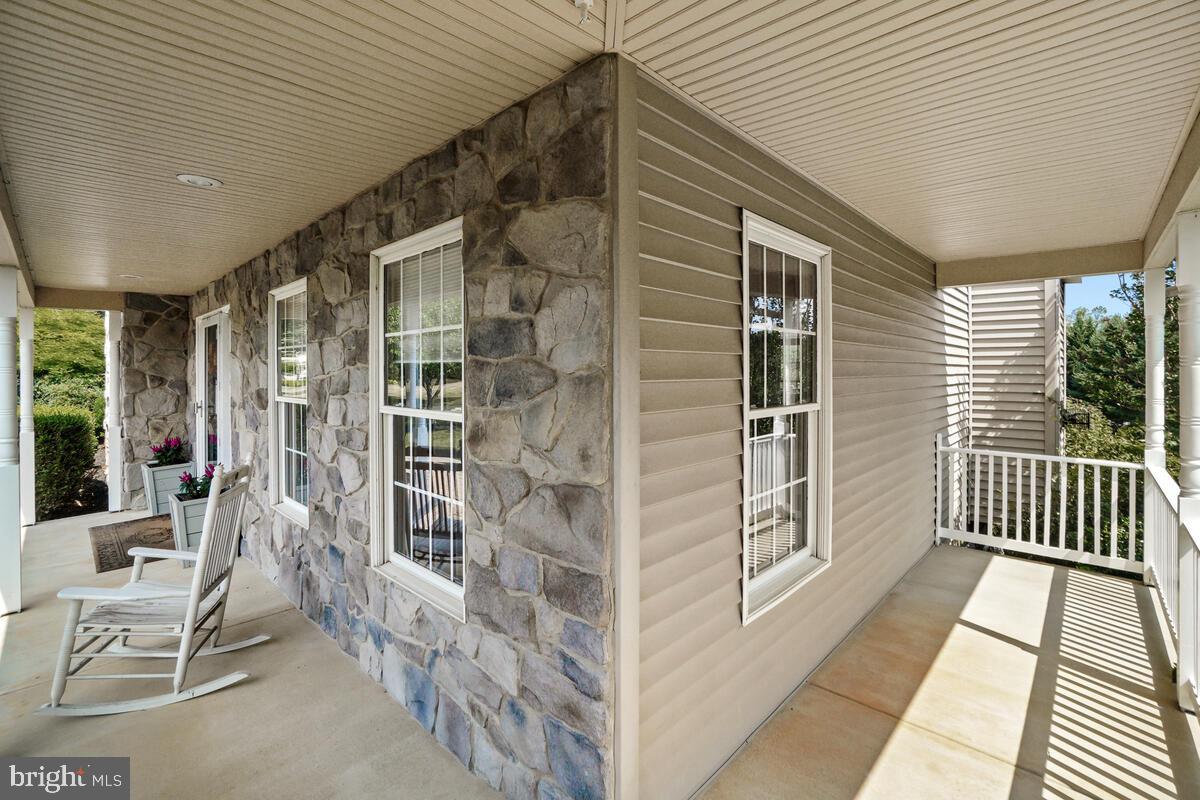 HOLBROOK HEIGHTS - Residential