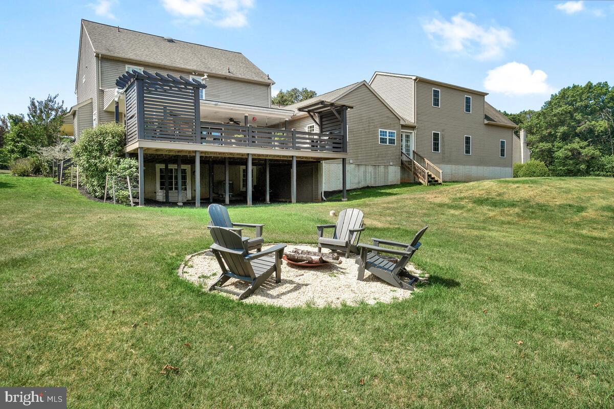 HOLBROOK HEIGHTS - Residential