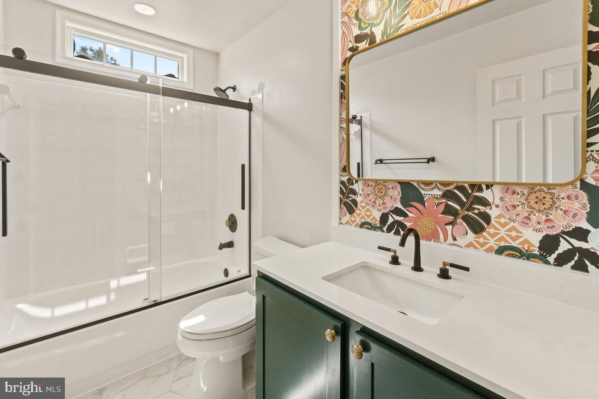 HOLBROOK HEIGHTS - Residential