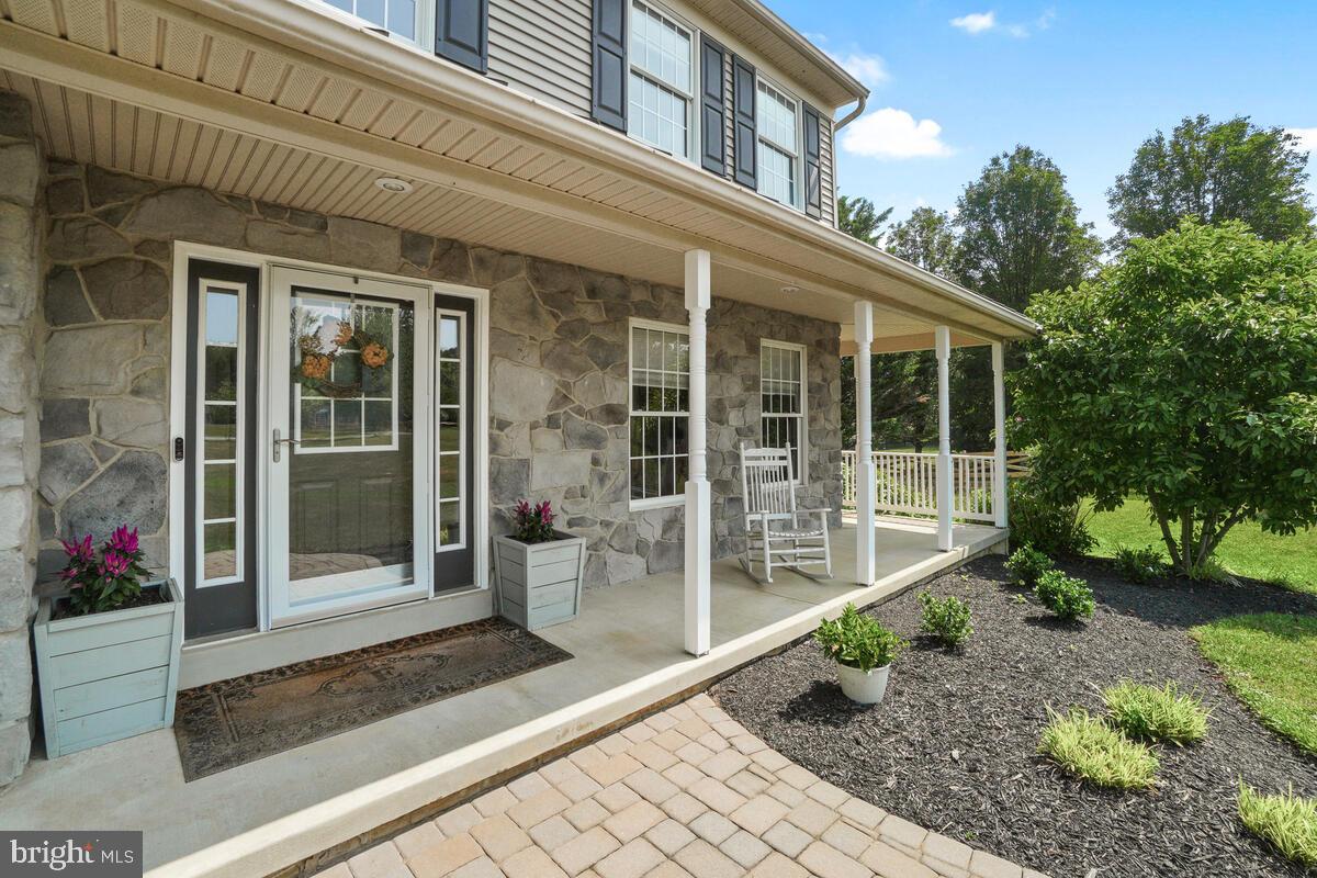 HOLBROOK HEIGHTS - Residential