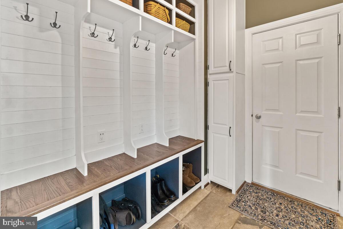 HOLBROOK HEIGHTS - Residential