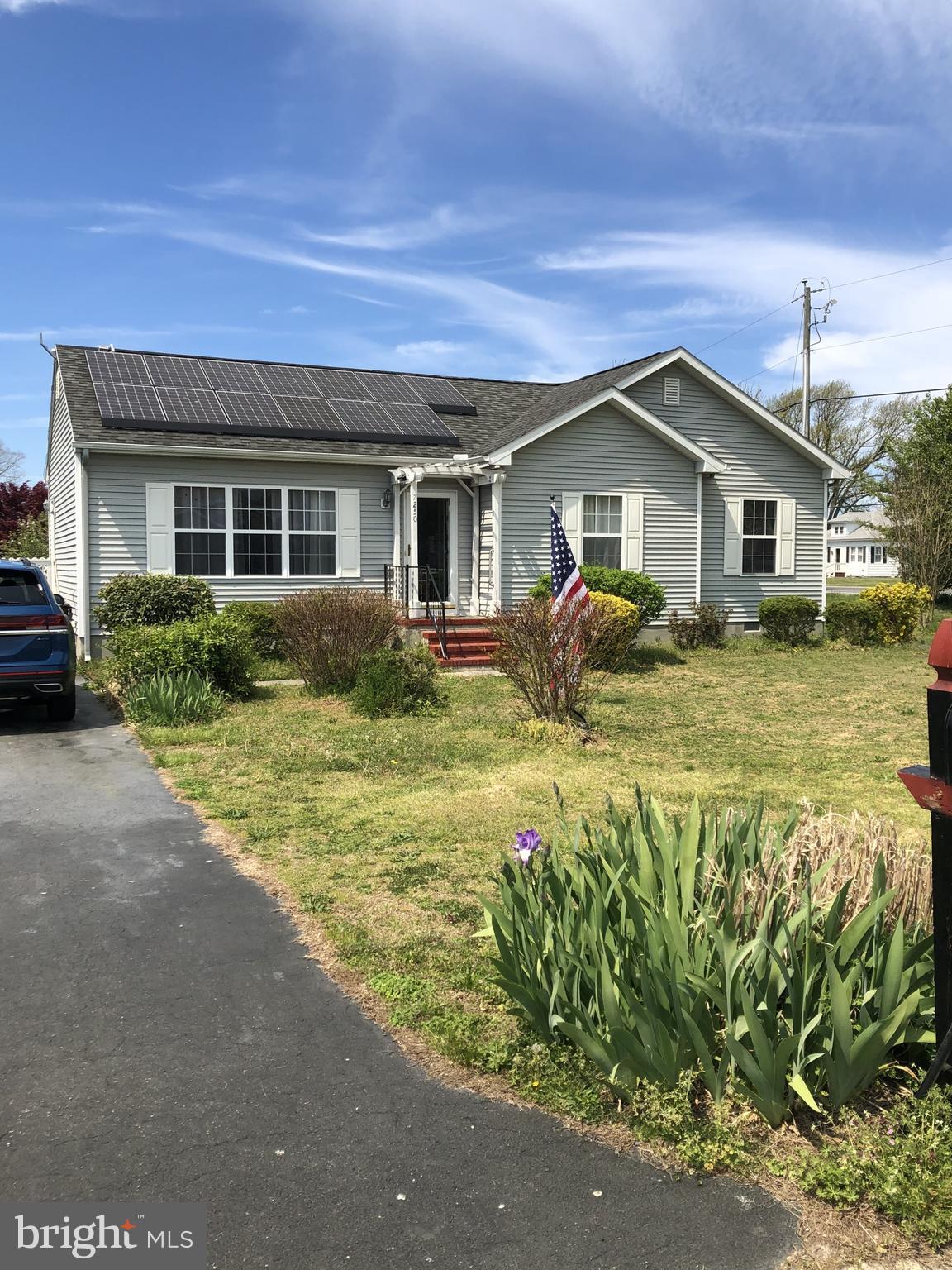 CHATHAM MANOR - Residential