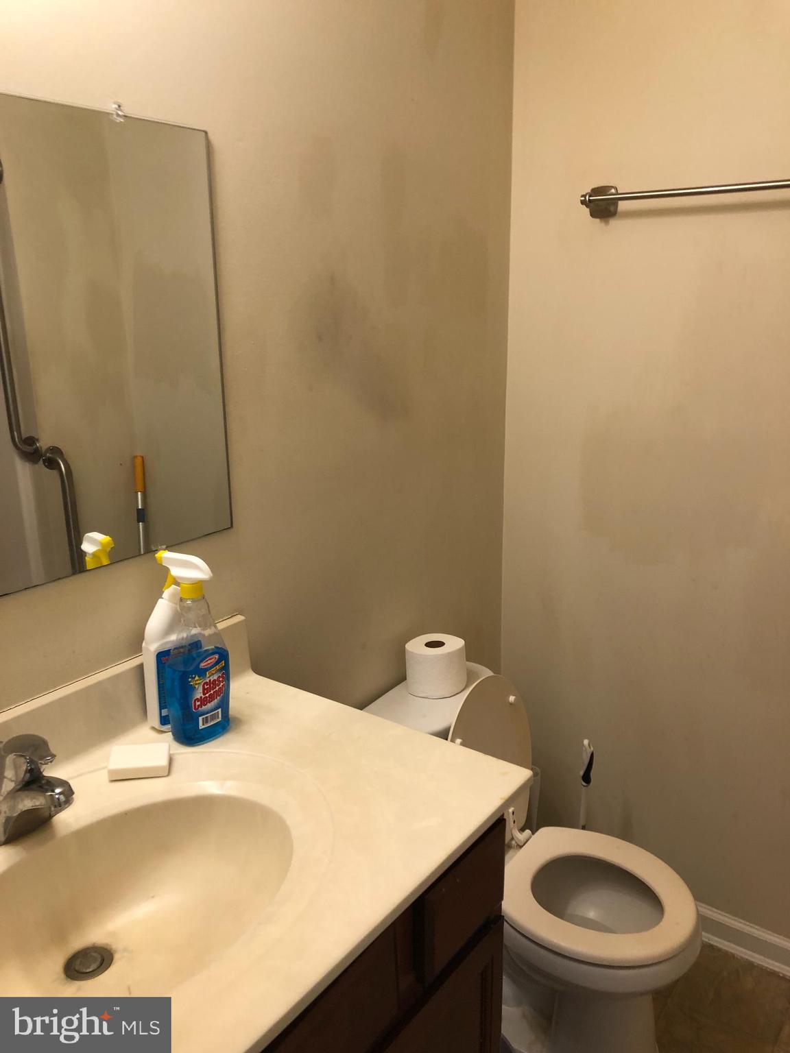 CHATHAM MANOR - Residential