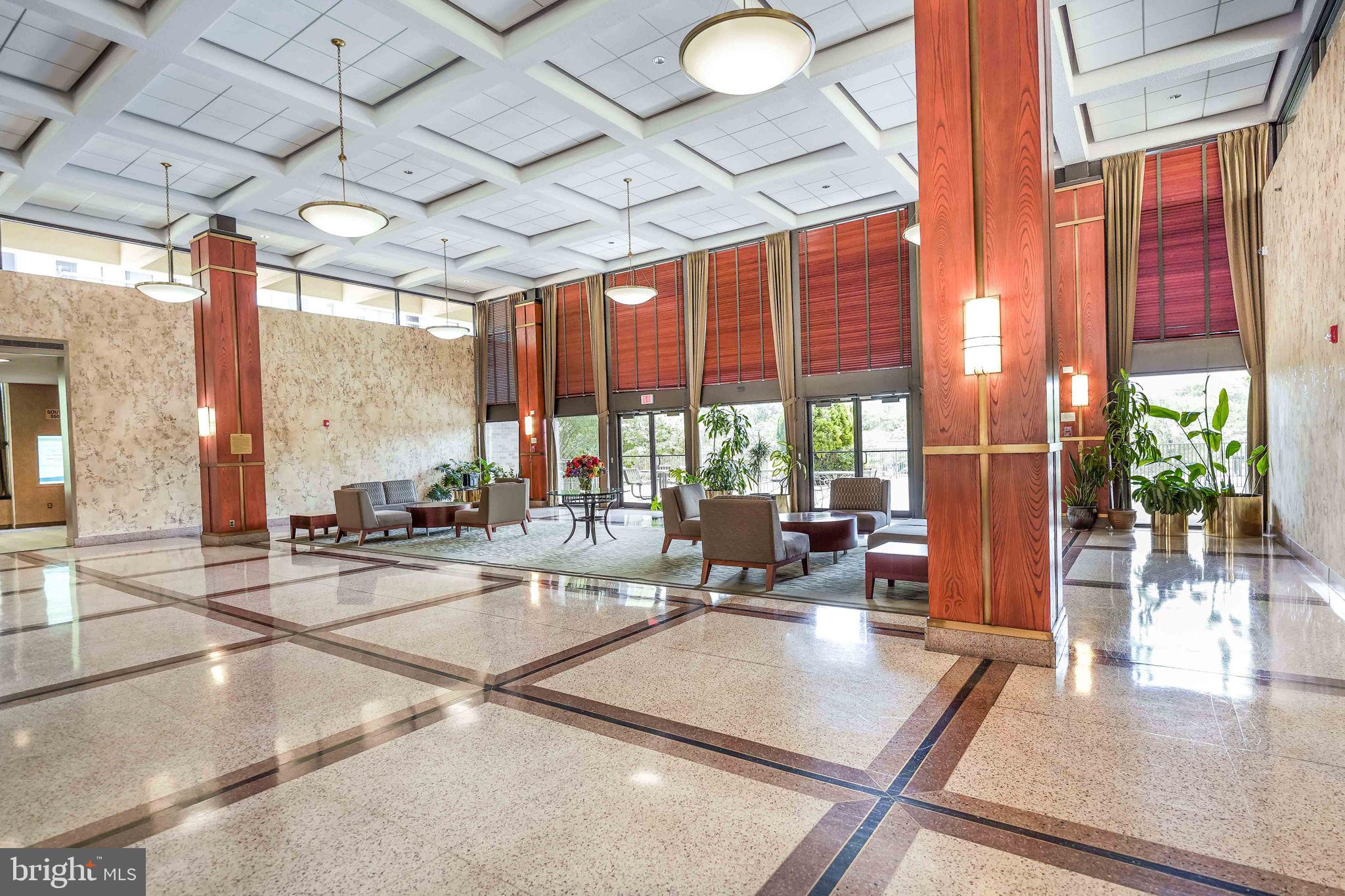 SKYLINE SQUARE CONDO - Residential