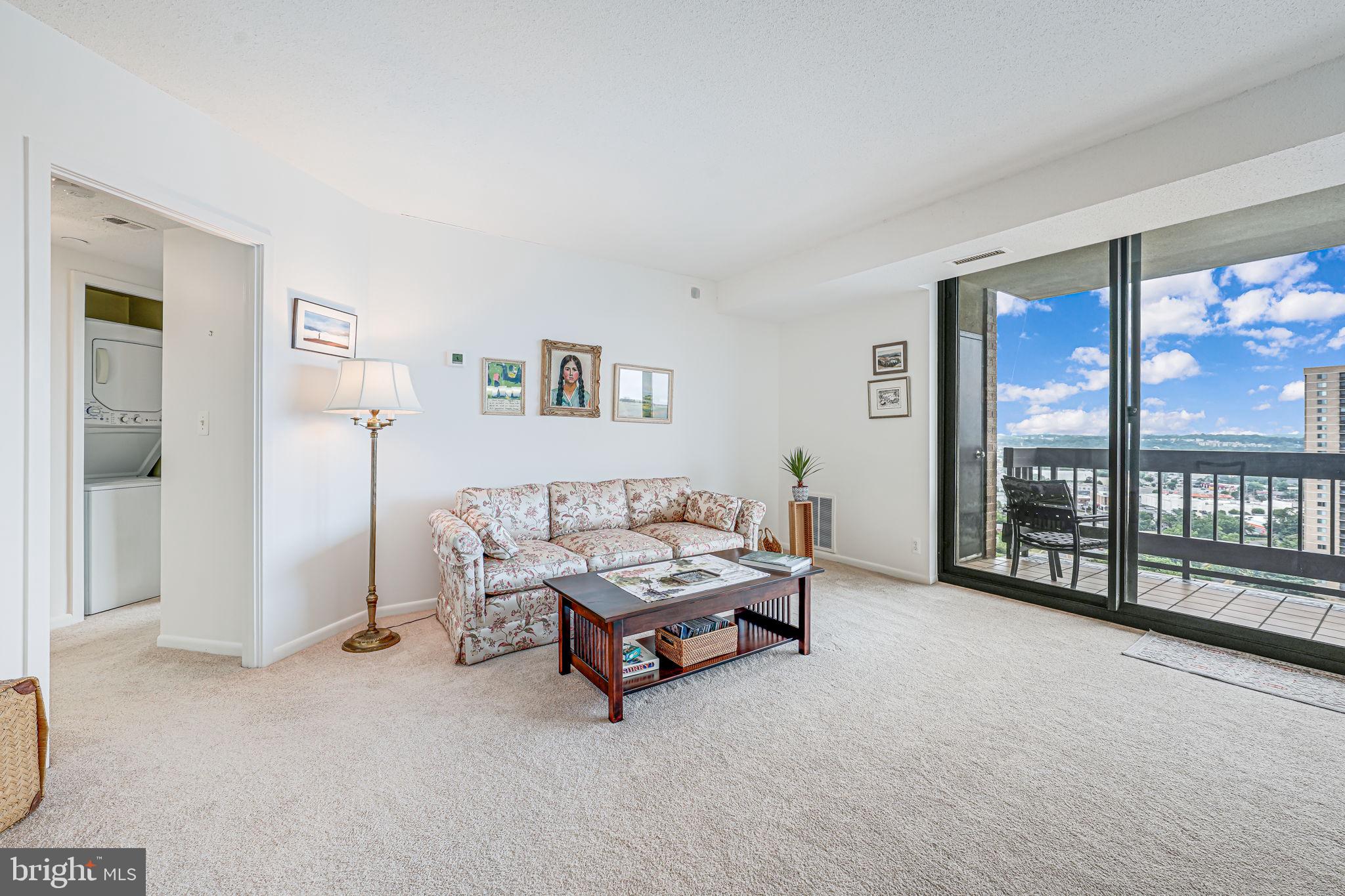 SKYLINE SQUARE CONDO - Residential