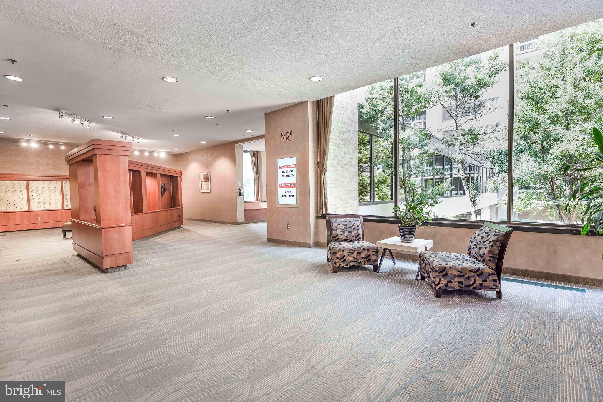 SKYLINE SQUARE CONDO - Residential