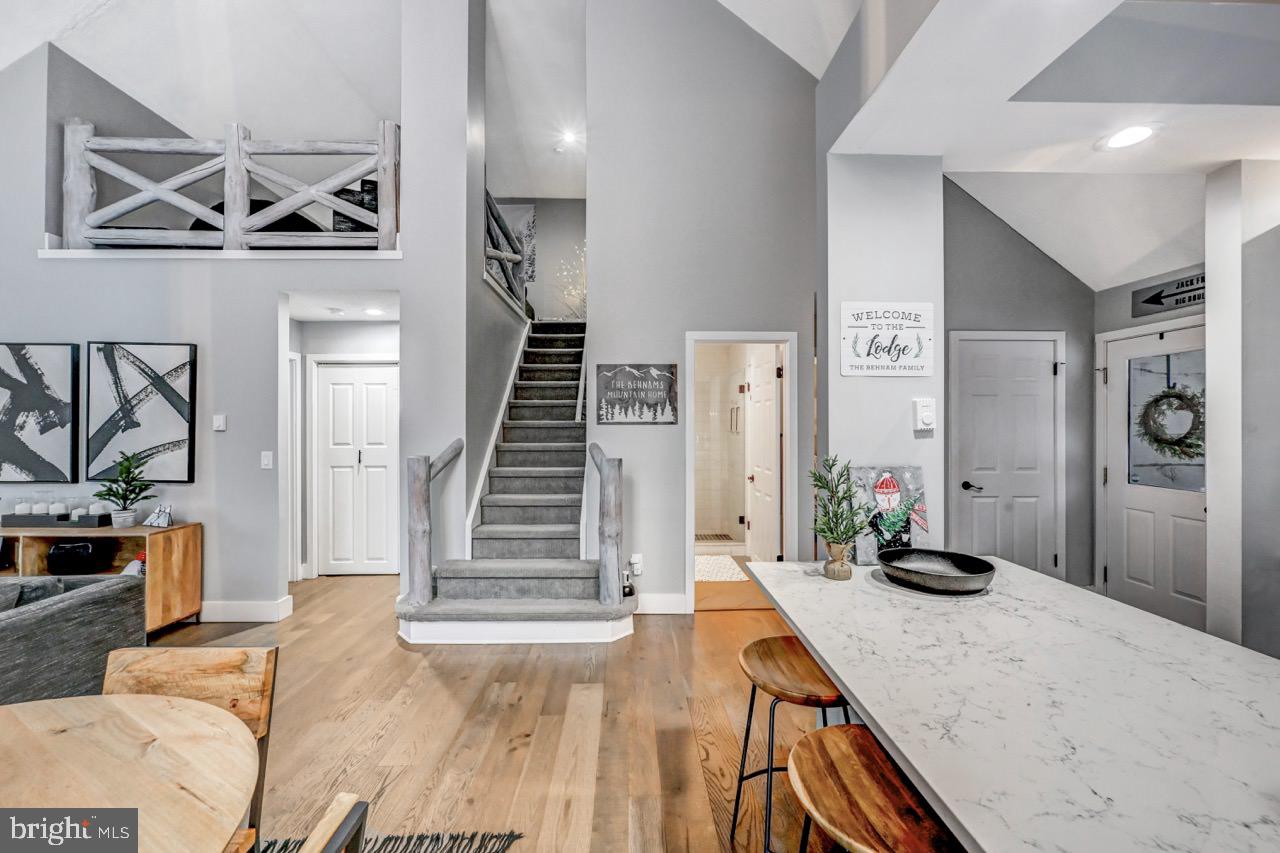 SNOW RIDGE VILLAGE - Residential