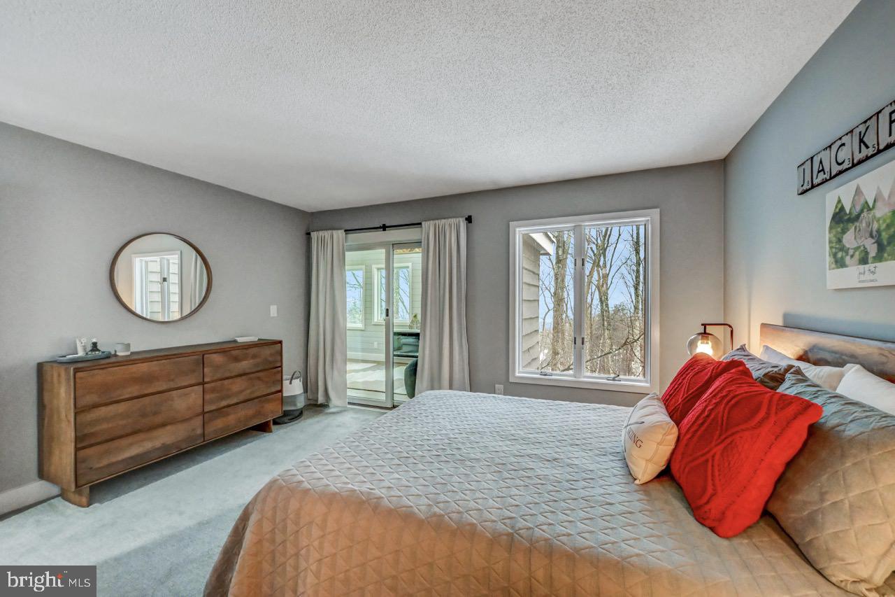 SNOW RIDGE VILLAGE - Residential