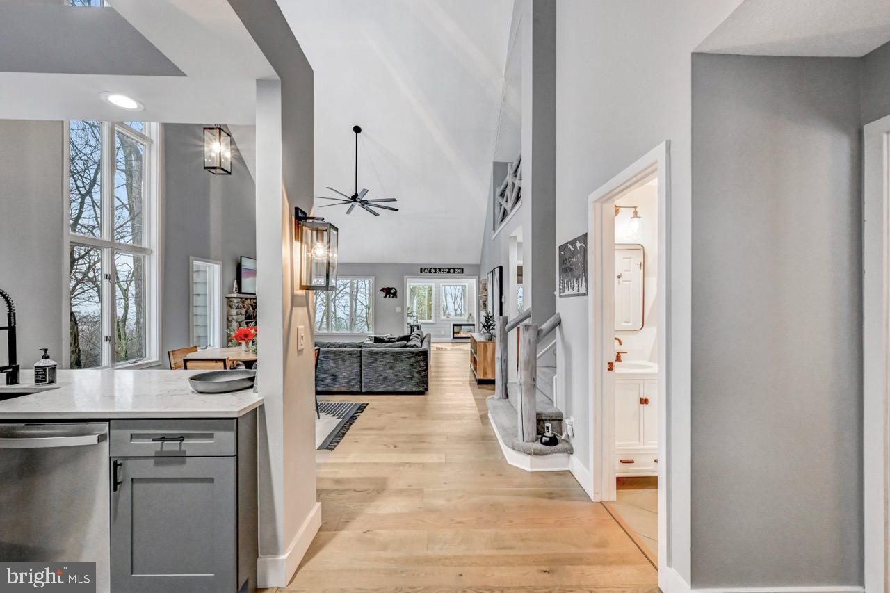 SNOW RIDGE VILLAGE - Residential