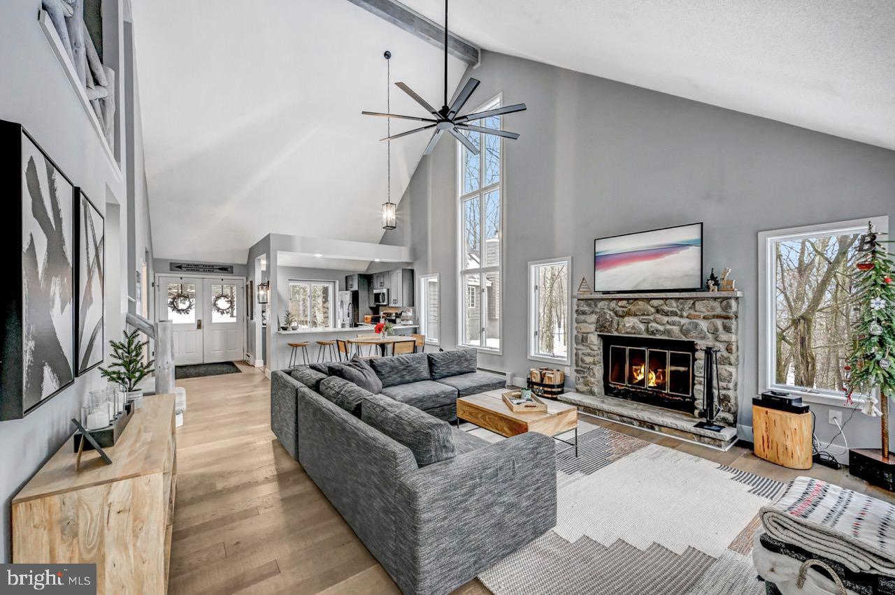 SNOW RIDGE VILLAGE - Residential