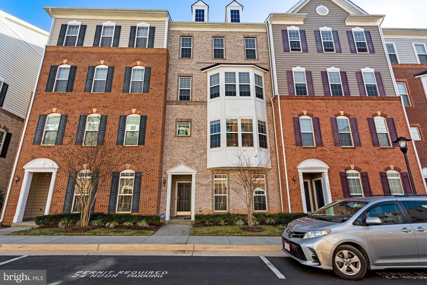 Excellent location and convenience! This 2-level condo with custom wall paint located in the community of Residences at Dulles Parkway Center,Less than a mile away to Silver Line Ashburn Metro.Features 3 bedrooms,2.5 bathrooms,nearly 1,600 square feet, and 1-car rear entry garage. Cozy main level living w/hardwood floor, dining, powder room &  kitchen.Granite countertop, stainless steel appliances, recessed & pendant lighting, 42-inch cabinetry and tile backsplash. Spacious owners suite comes with a large bay window and two walk-in closets.The owners bath has tile flooring, double bowl vanity, dual head spa showers with rimless glass enclosure.There are 2 additional full-size bedrooms on the upper level. The upper level also comes with a large full bathroom and a laundry area off the hallway. Easy access to Dulles Greenway, Loudoun County Parkway, Dulles International Airport. Proximity to Loudoun Station, One Loudoun, INOVA hospital, Dulles Landing, Brambleton Town Center, Wegmans and great school ratings. This condo won't last long, so hurry up before it's too late!!

Paint touch ups , carpet shampoo and professional cleaning will be done after tenant move out.