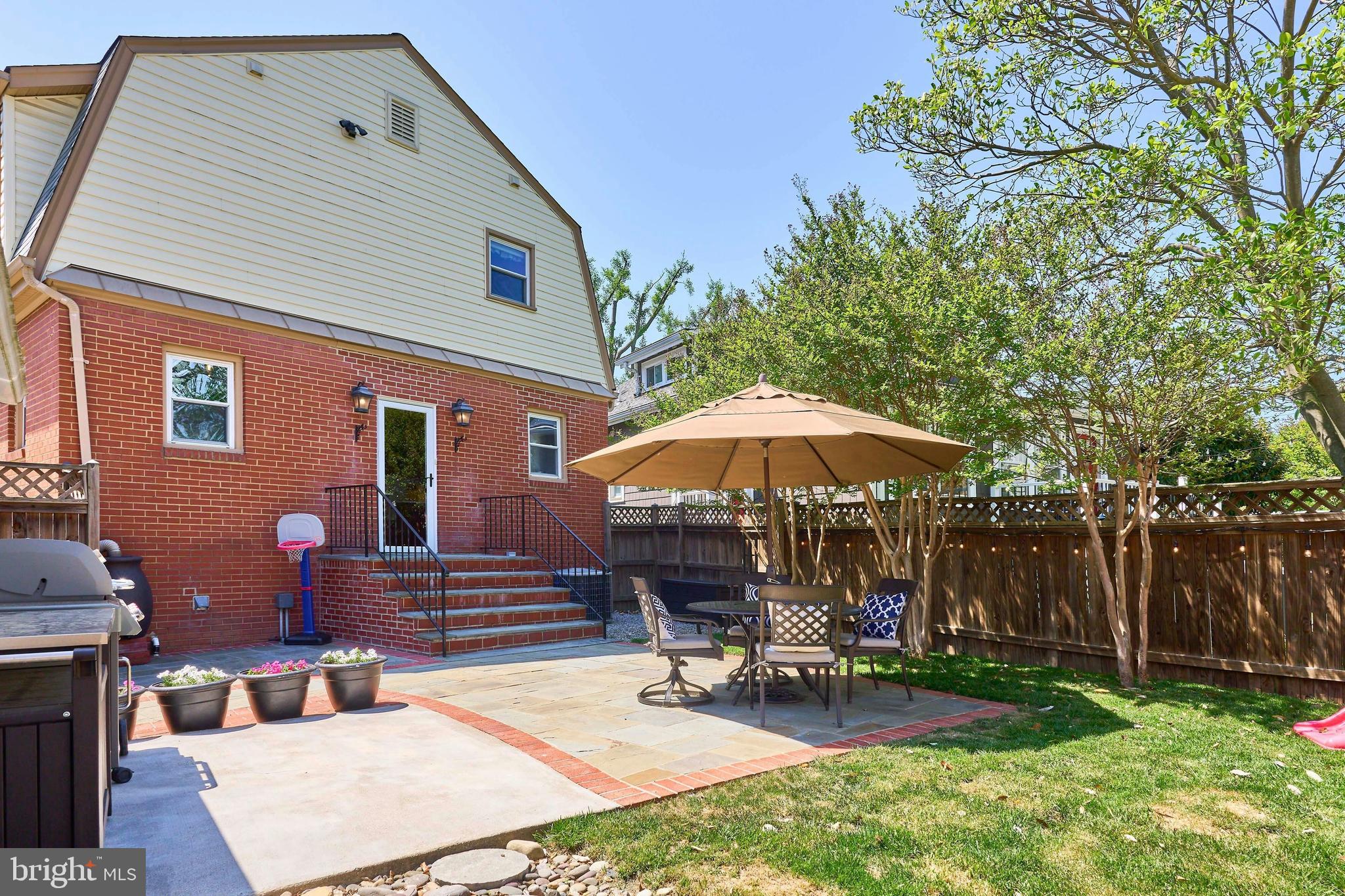 LYON PARK - Residential