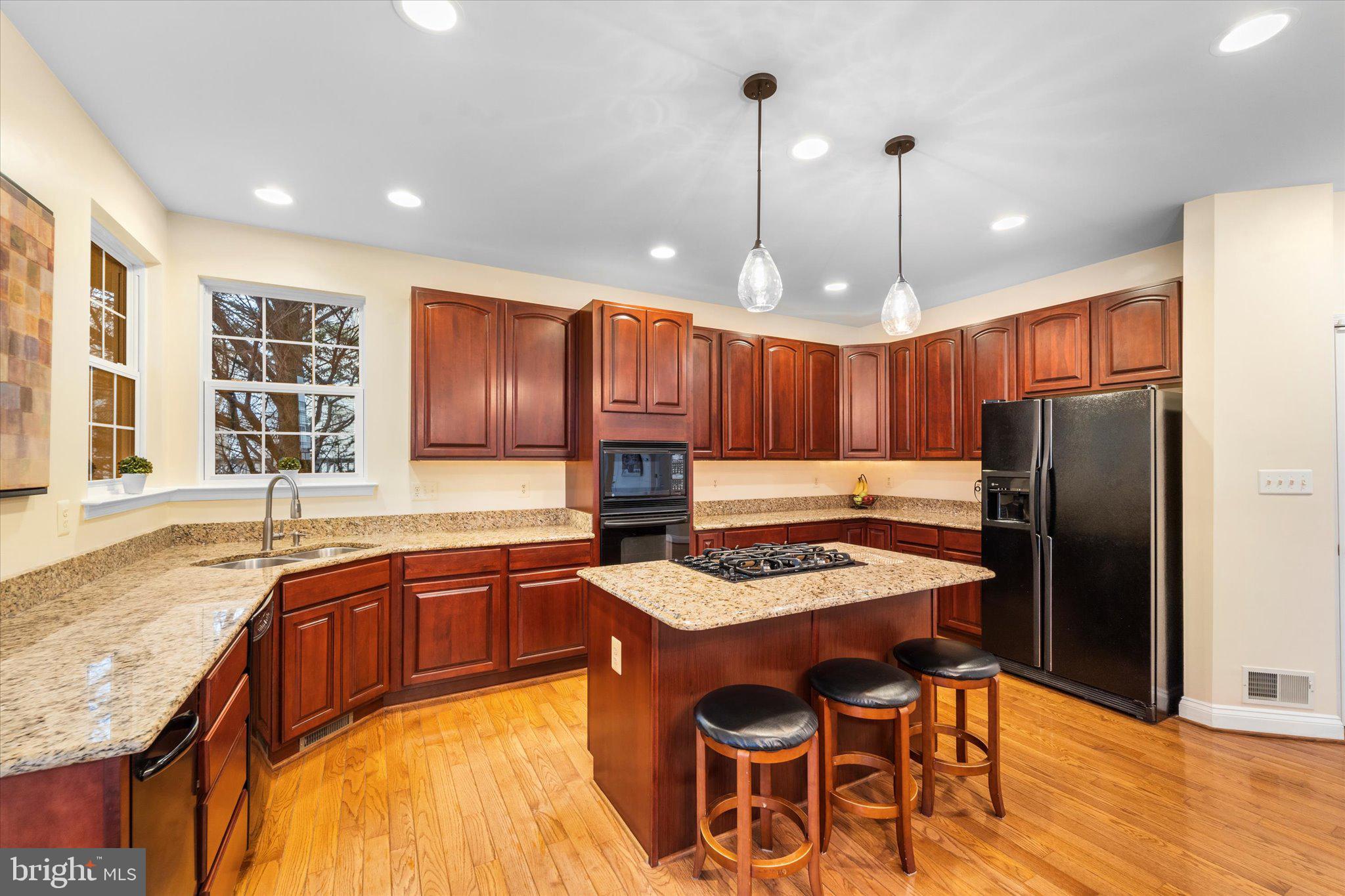 TAVISTOCK FARMS - Residential