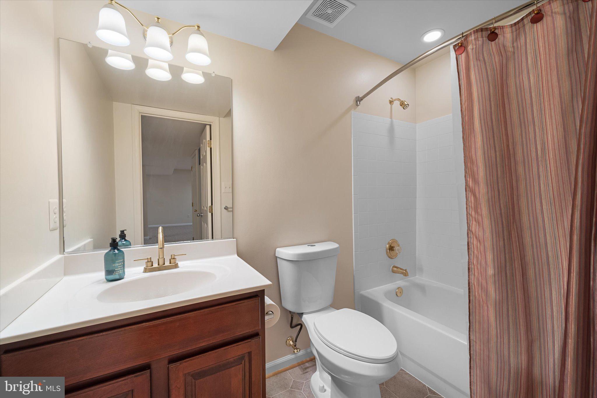 TAVISTOCK FARMS - Residential