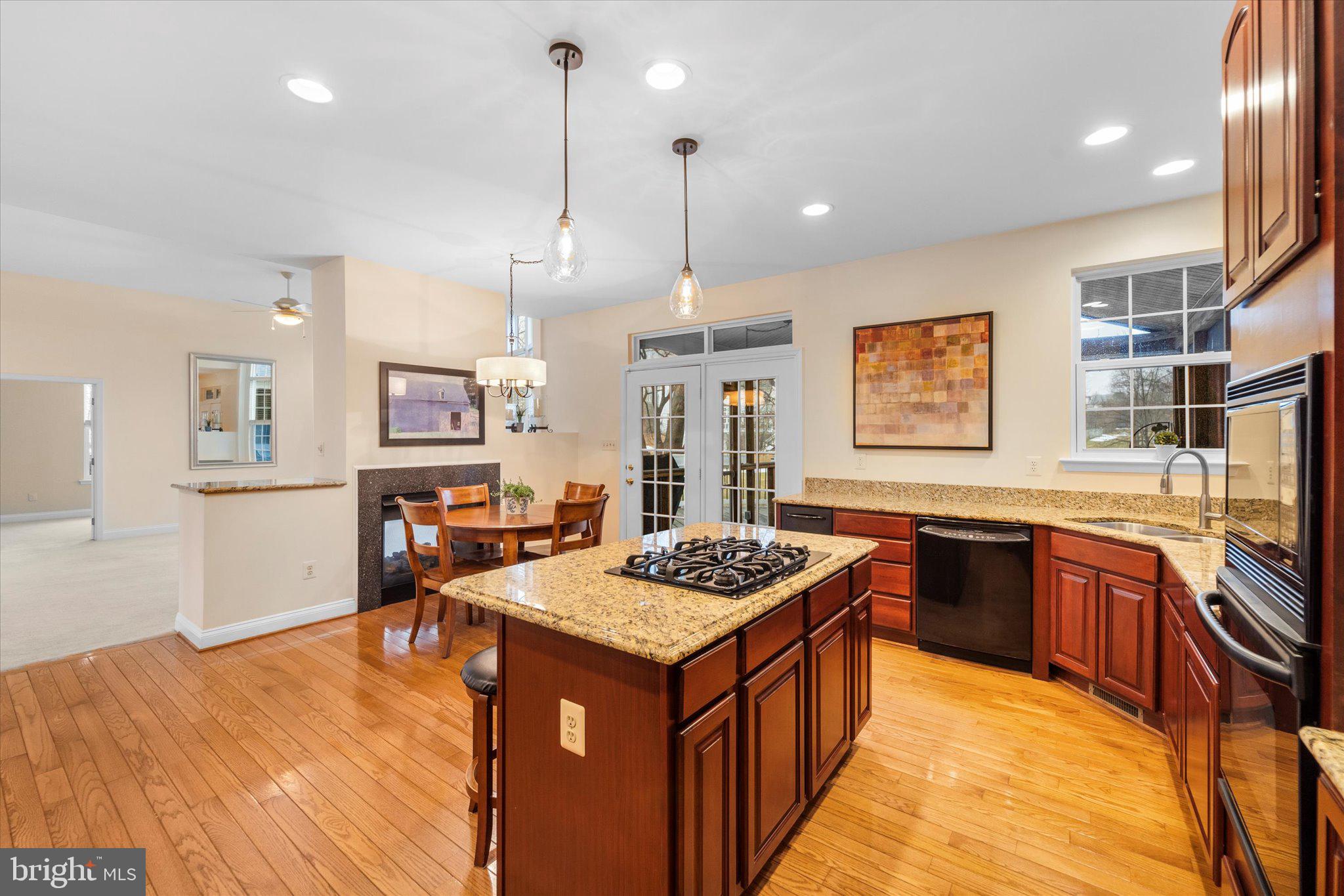 TAVISTOCK FARMS - Residential