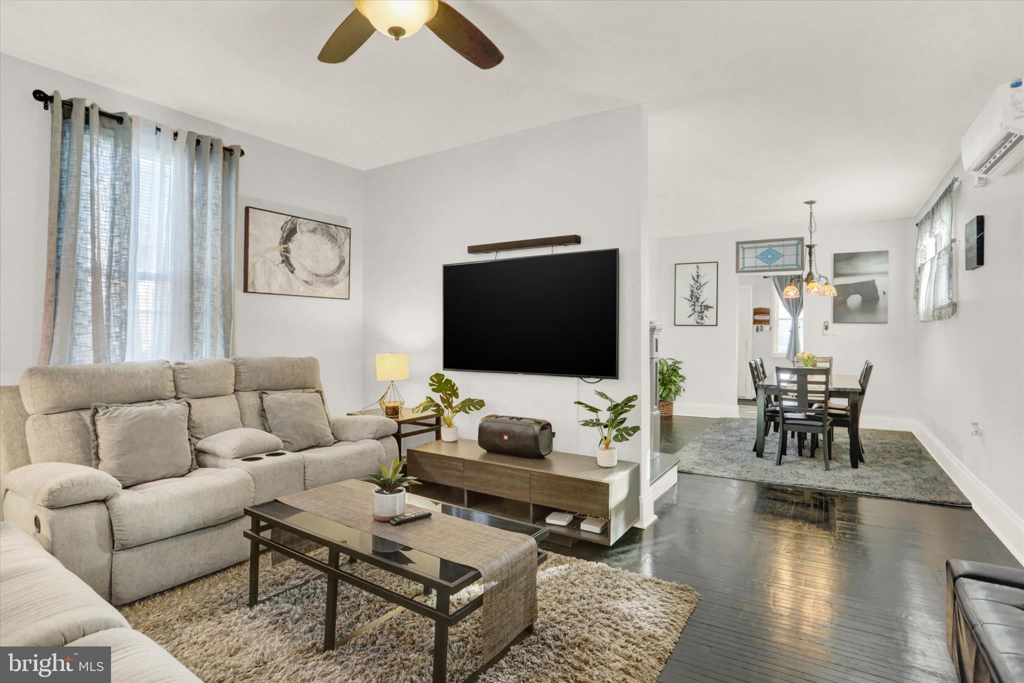 559 N BEDFORD STREET