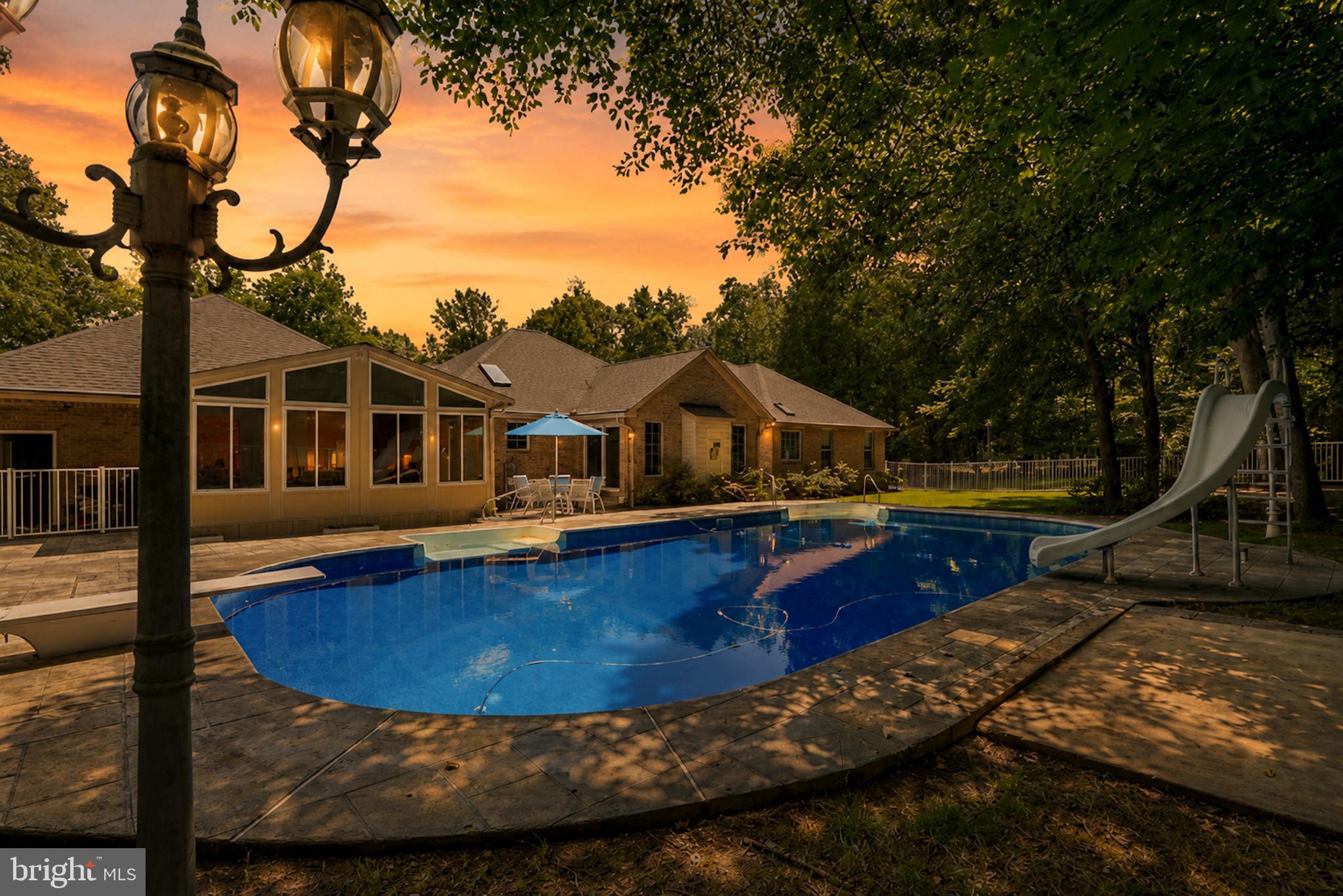 KINGS GRANT LA PLATA - Residential