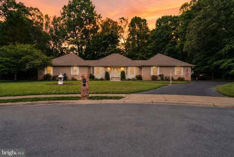 Homes For Sale - 105 Cornwall Court<br/> LA PLATA, MD 20646
