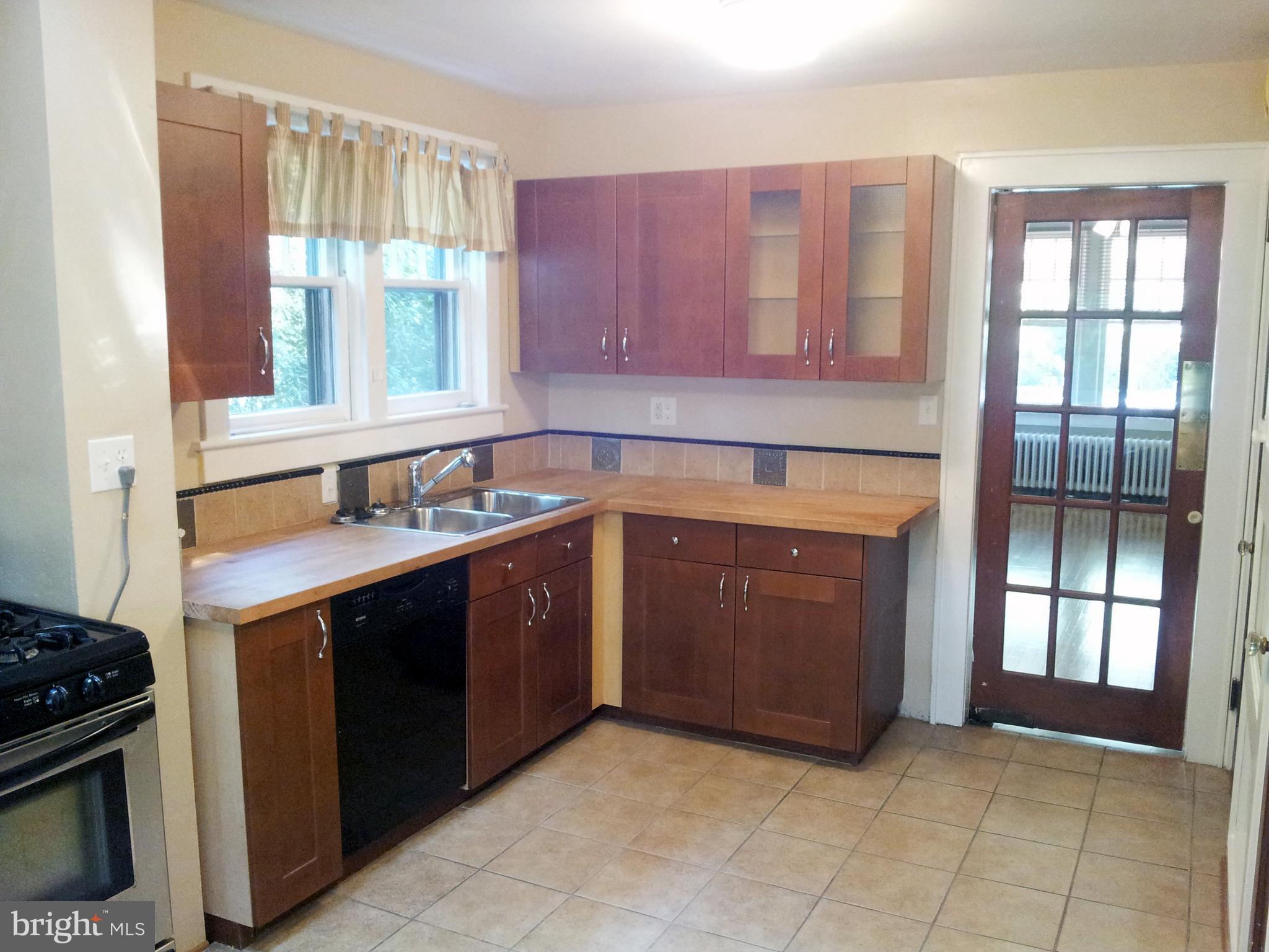 DANIELS PARK - Residential Lease