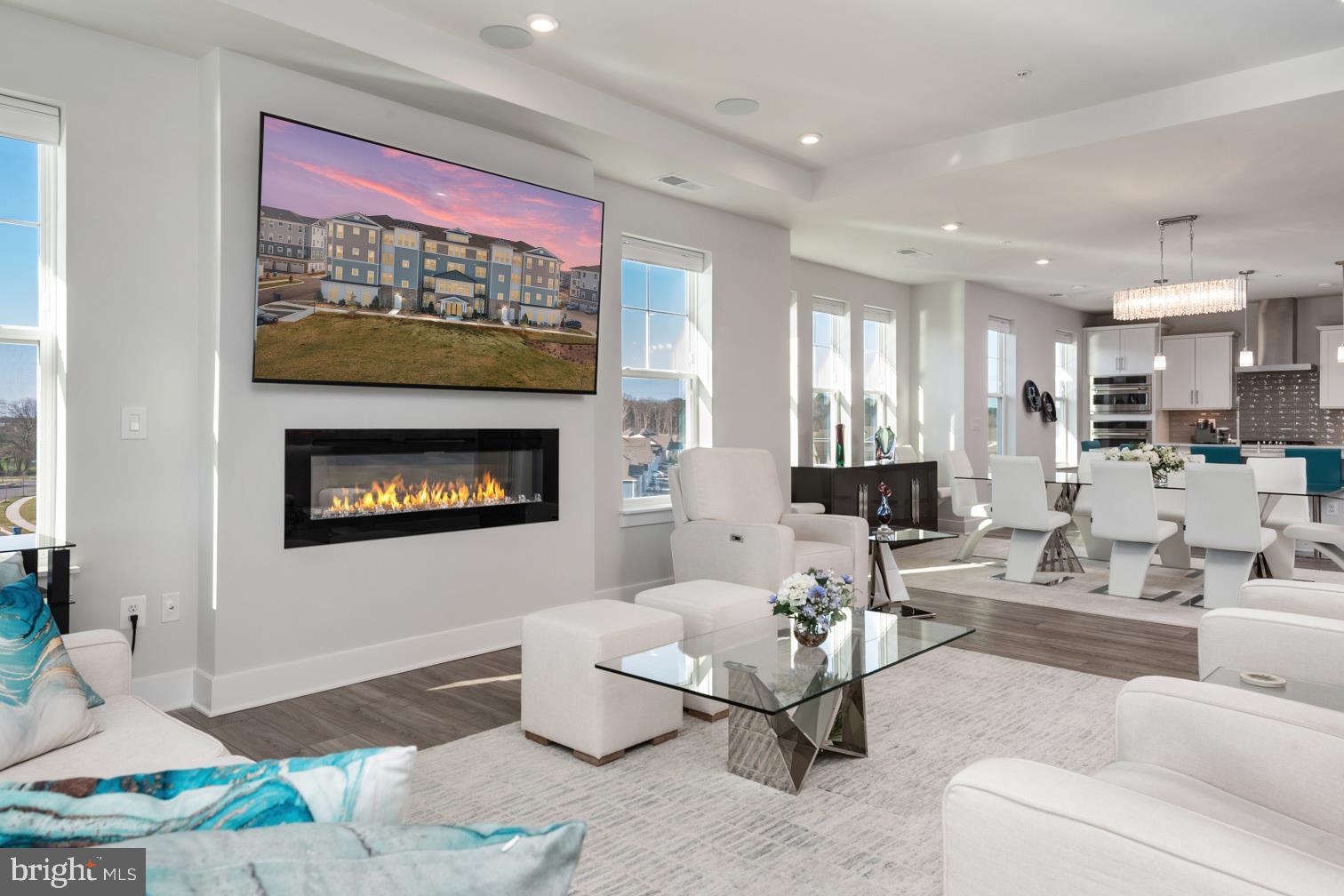 FOUR SEASONS AT KENT ISLAND - Residential