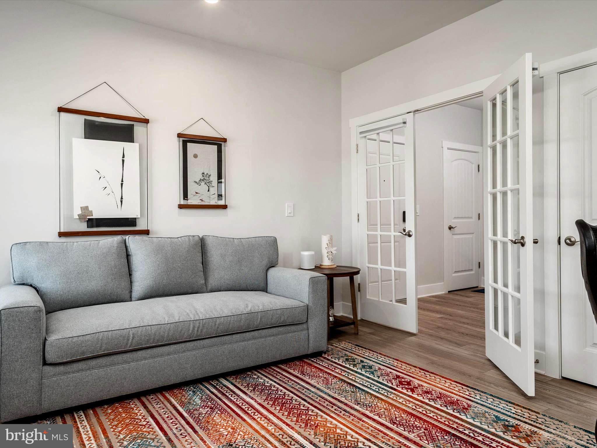 FOUR SEASONS AT KENT ISLAND - Residential