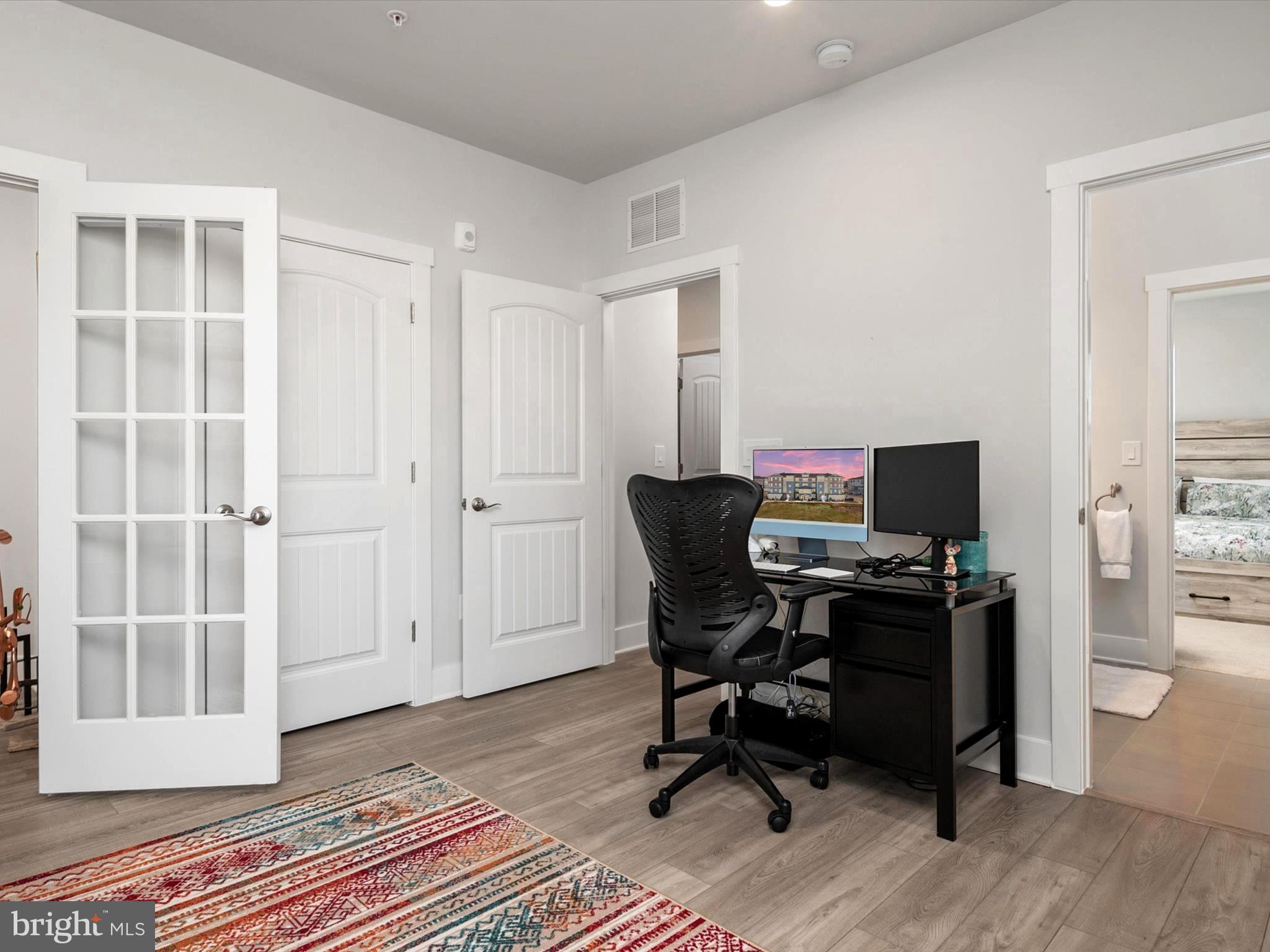 FOUR SEASONS AT KENT ISLAND - Residential