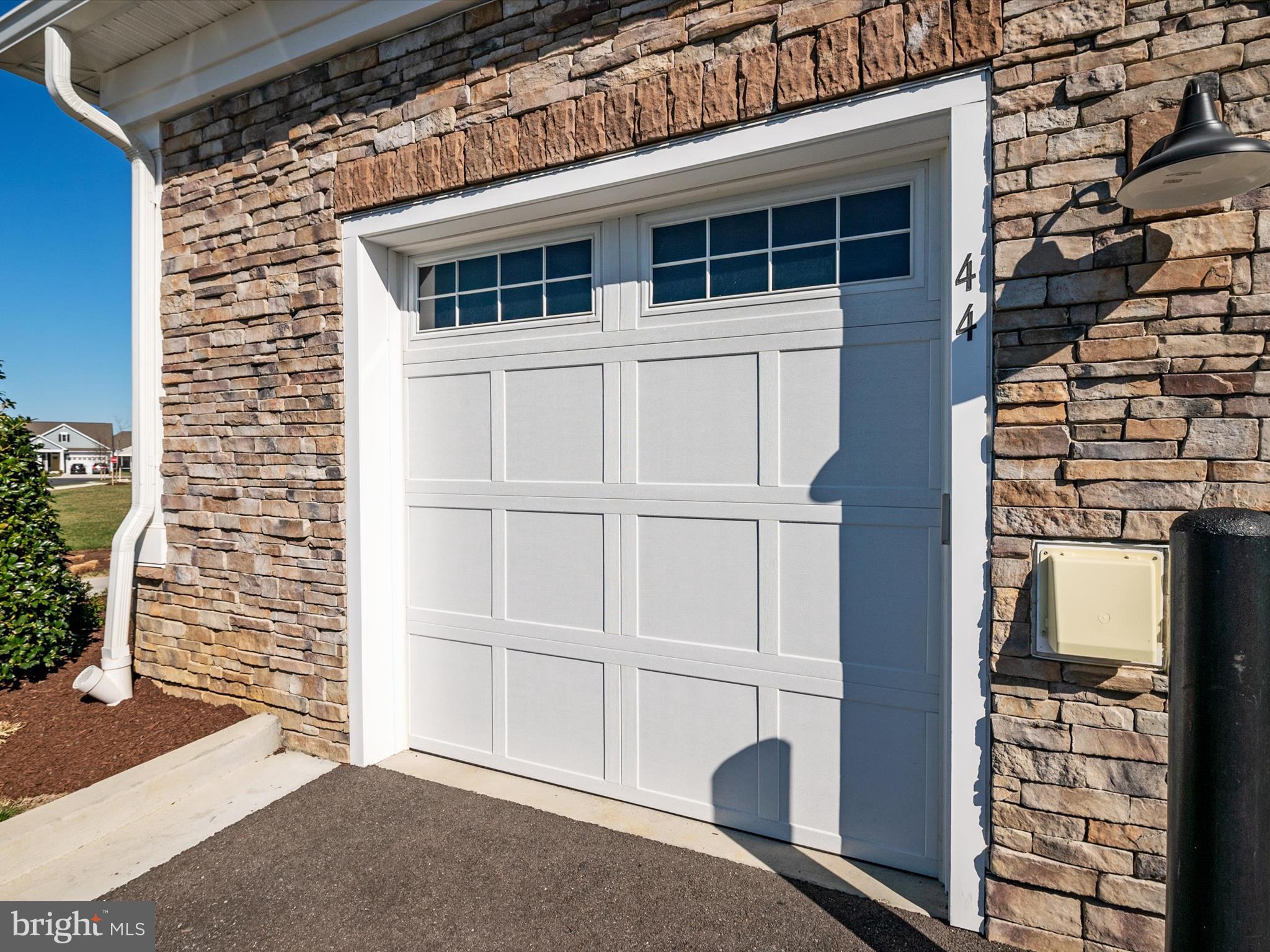 FOUR SEASONS AT KENT ISLAND - Residential