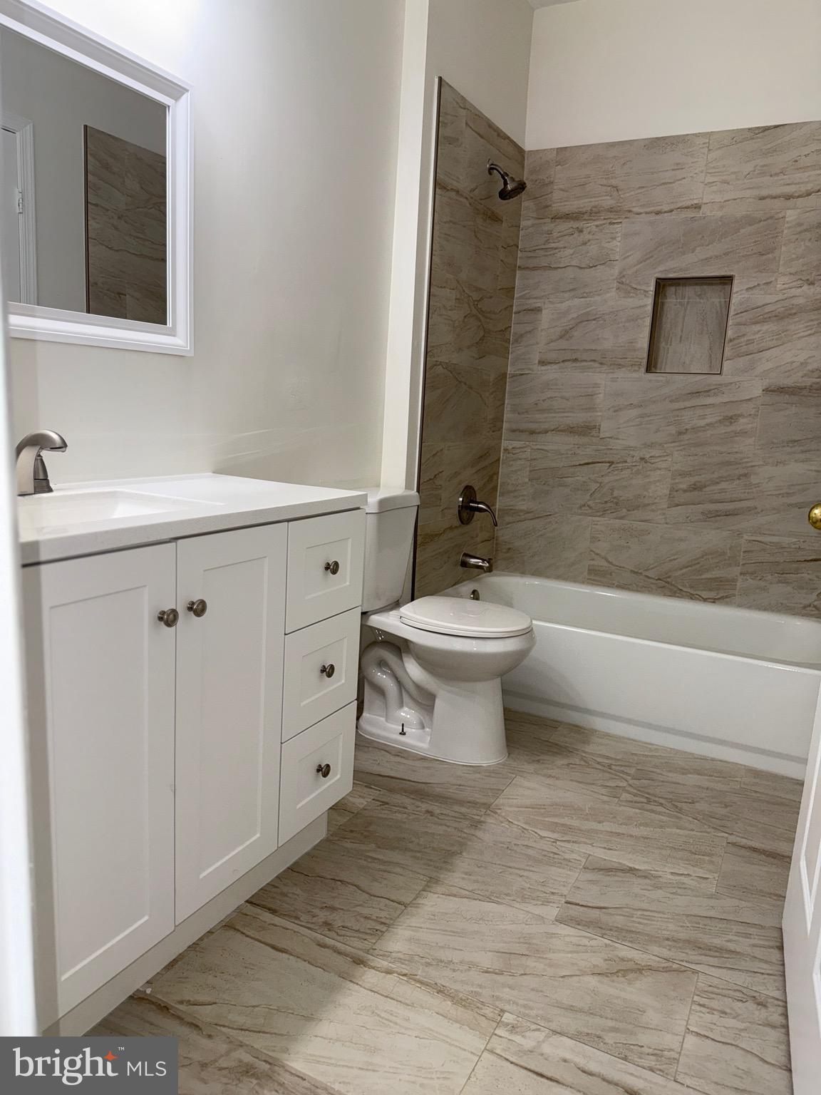 WORLDGATE CONDO - Residential