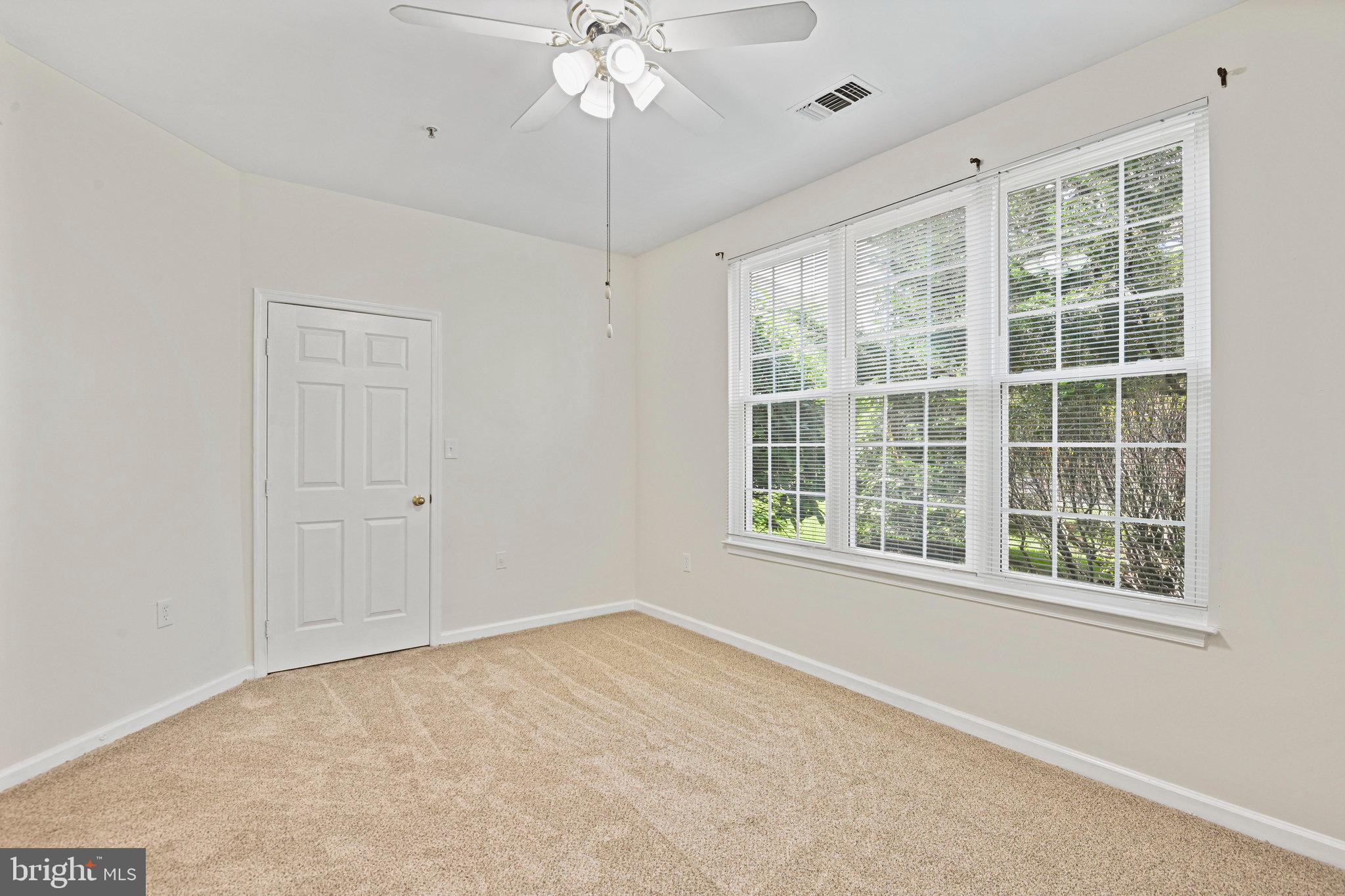 WORLDGATE CONDO - Residential