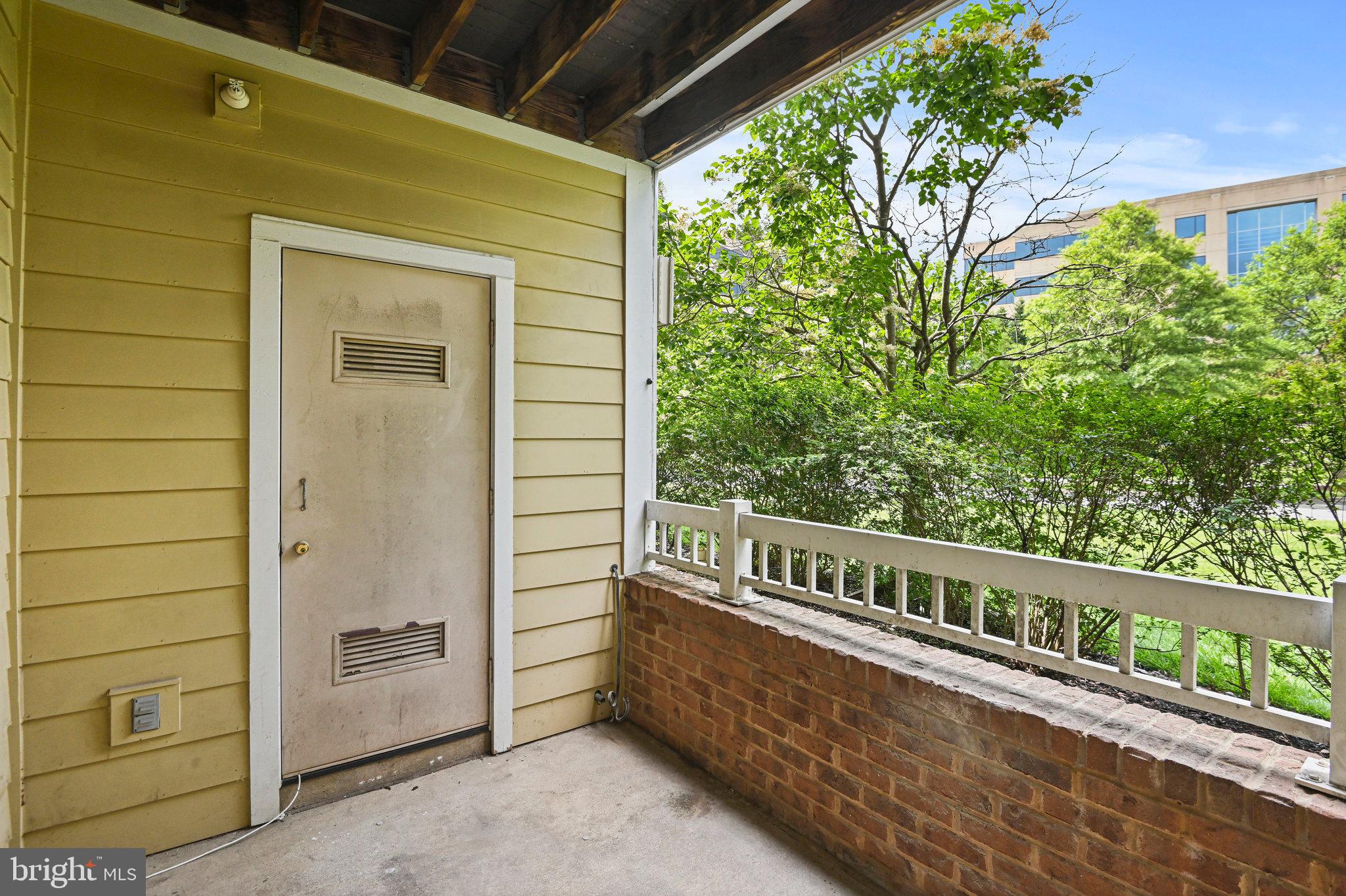 WORLDGATE CONDO - Residential