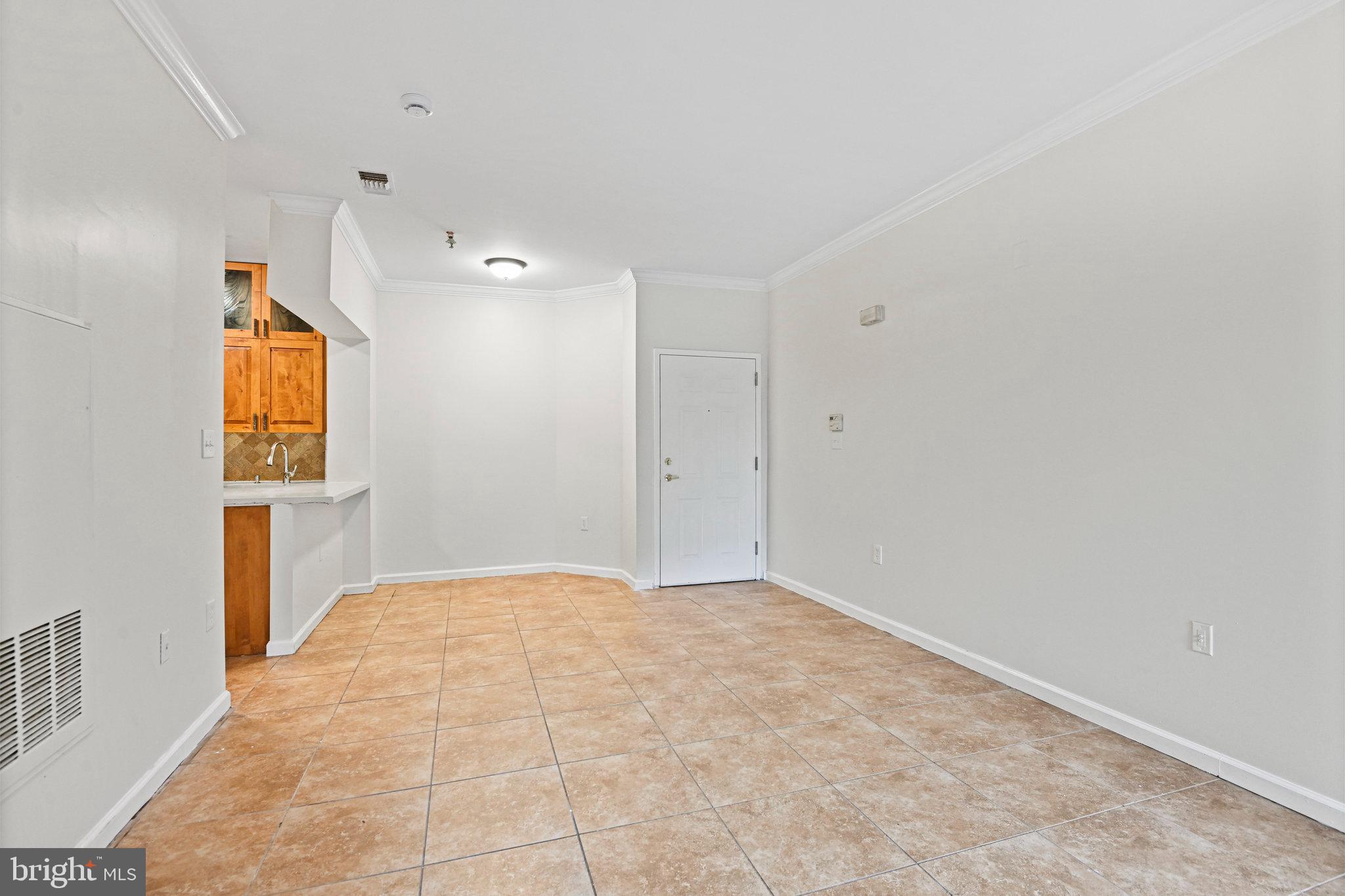 WORLDGATE CONDO - Residential