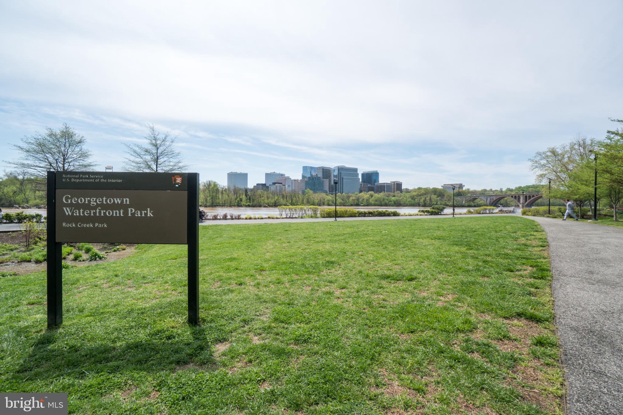 GEORGETOWN - Residential